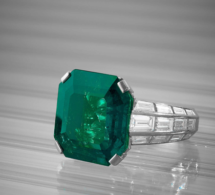 Importants Bijoux 