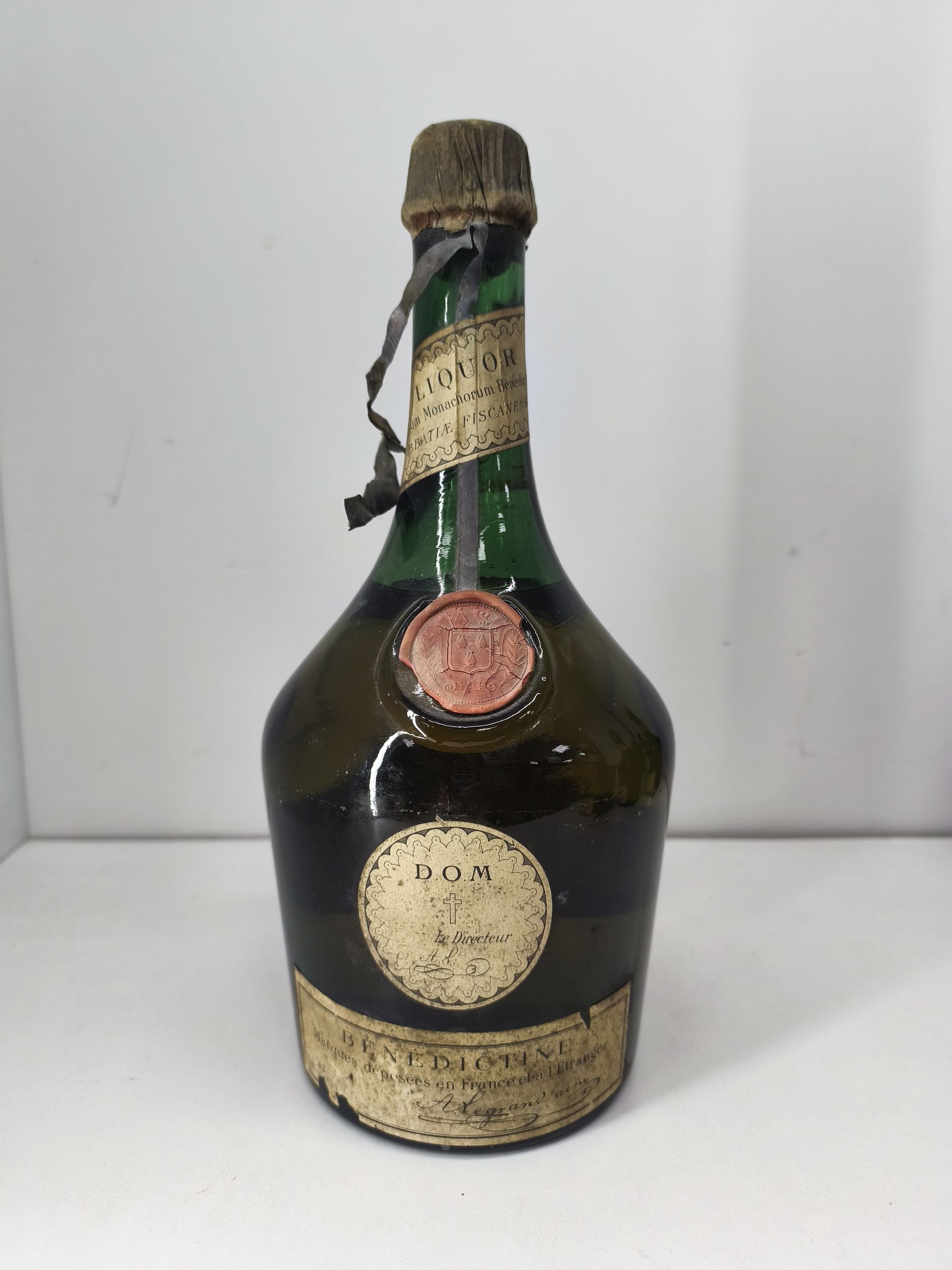 6 bouteilles  LANGUEDOC :  | H&ocirc;tel Des Ventes de Monte-Carlo
