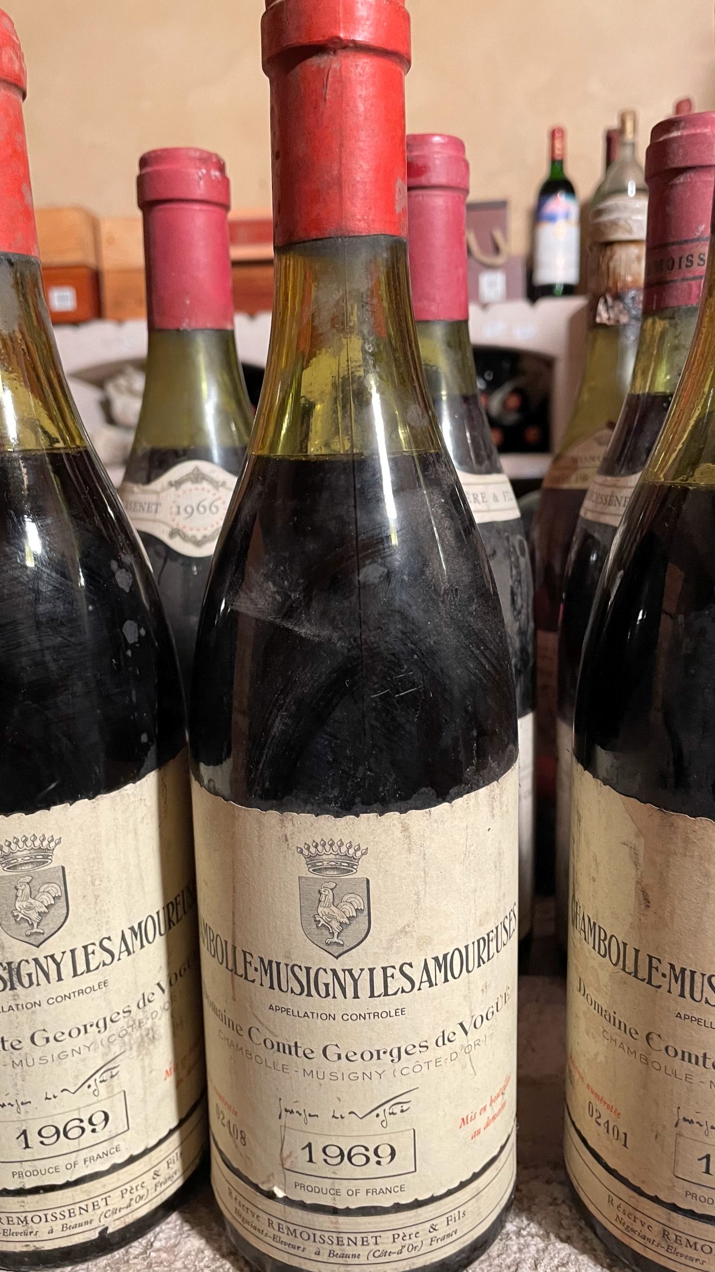 4 bouteilles :  | H&ocirc;tel Des Ventes de Monte-Carlo