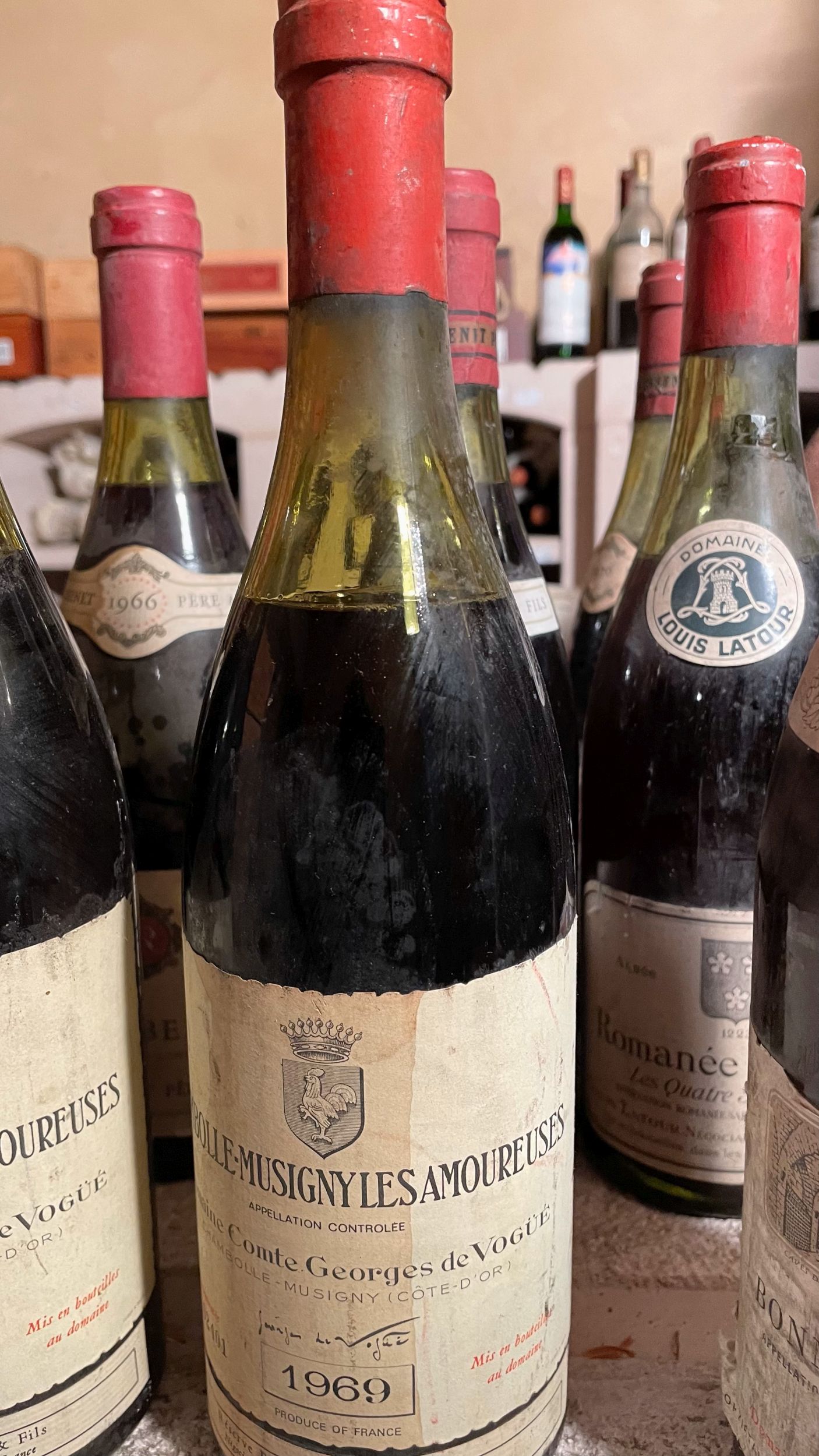 4 bouteilles :  | H&ocirc;tel Des Ventes de Monte-Carlo
