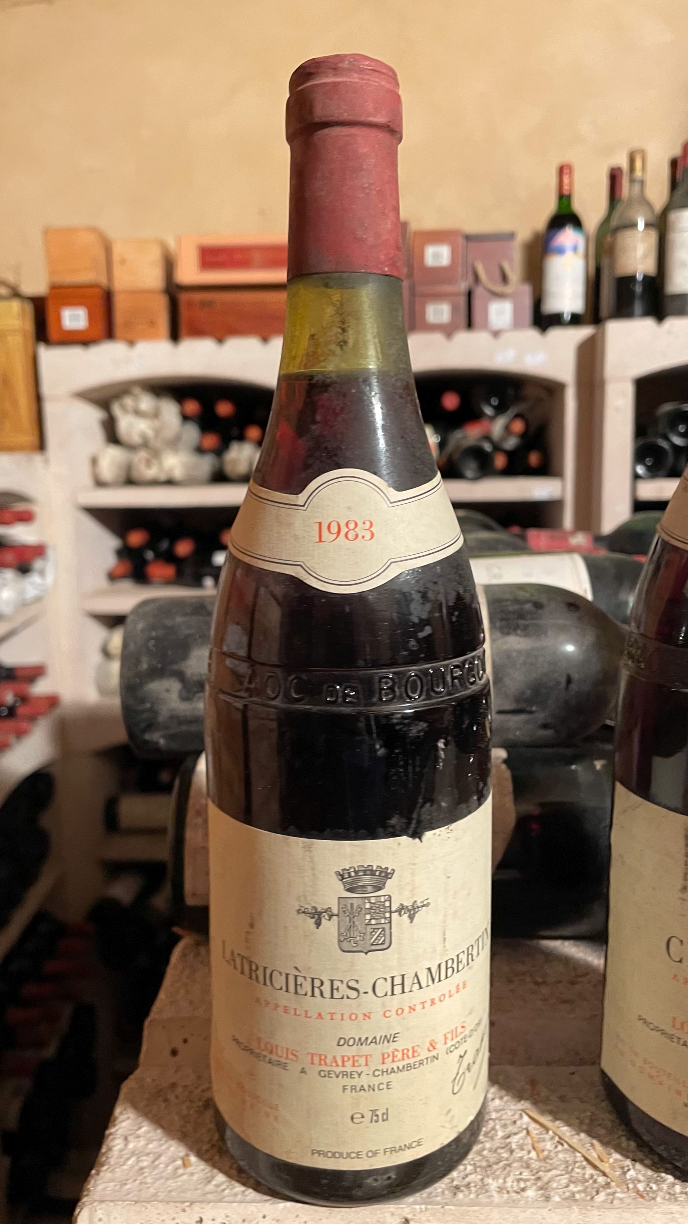 4 bouteilles :  | H&ocirc;tel Des Ventes de Monte-Carlo