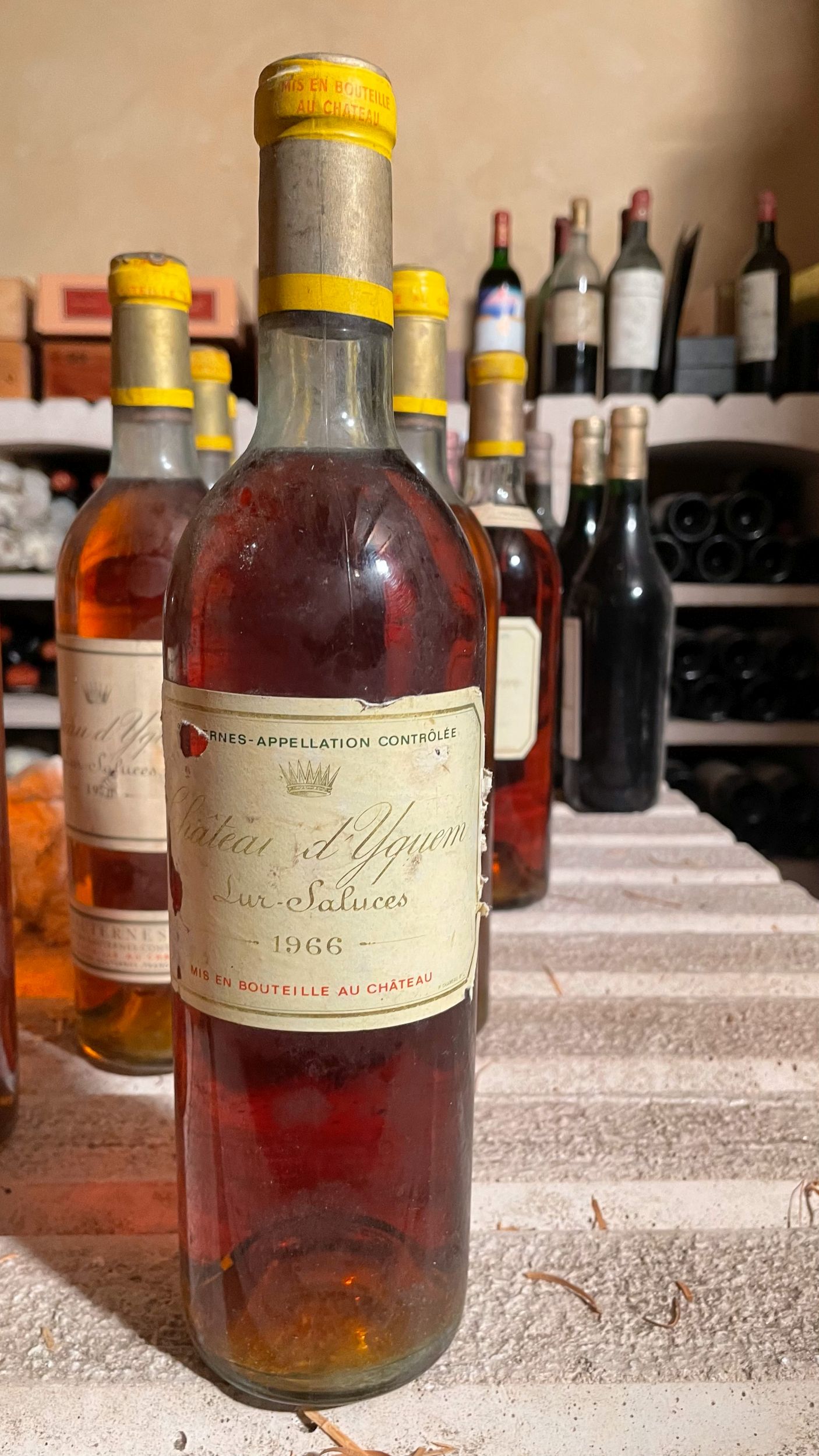4 bouteilles :  | H&ocirc;tel Des Ventes de Monte-Carlo