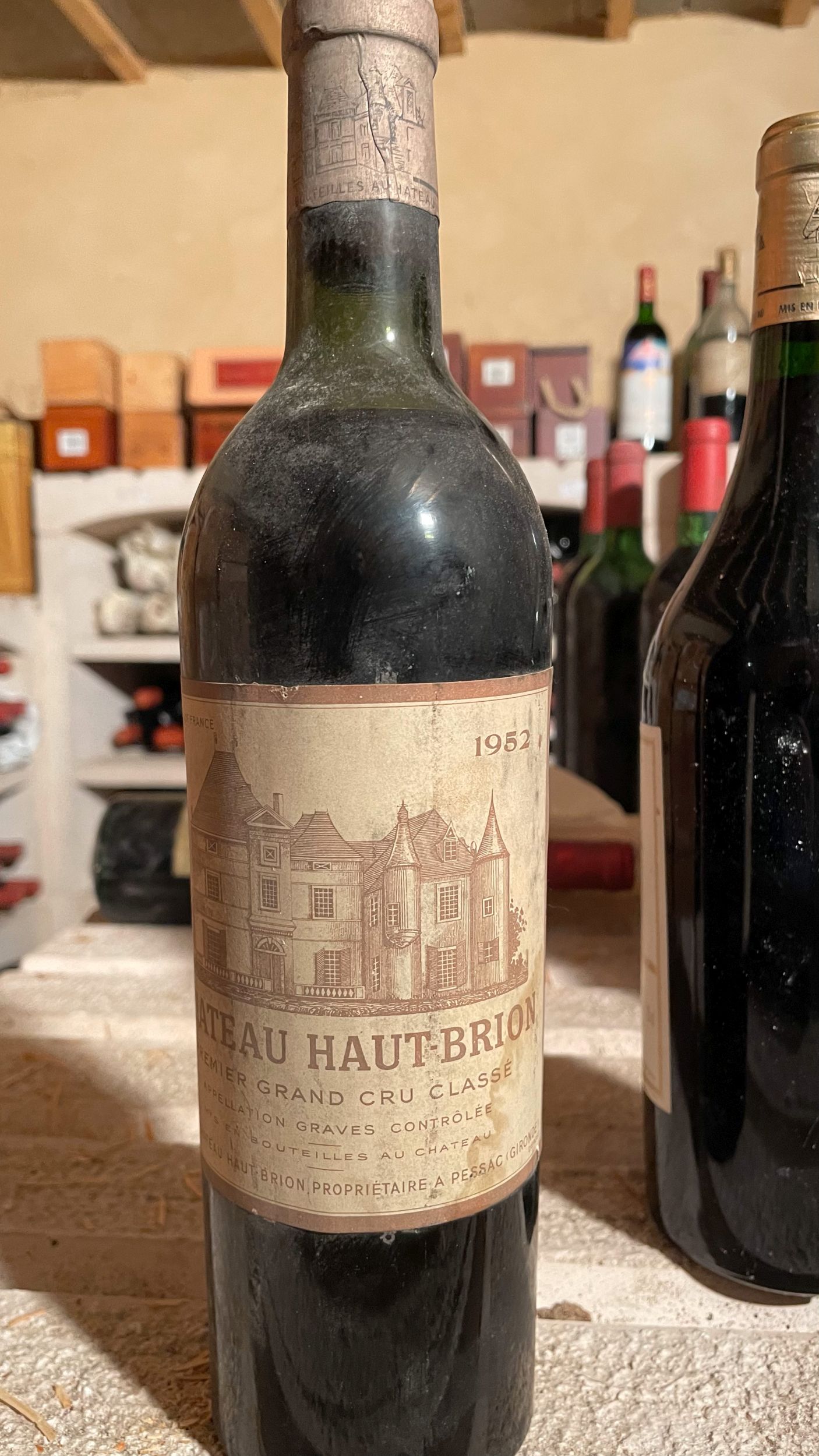 4 bouteilles :  | H&ocirc;tel Des Ventes de Monte-Carlo