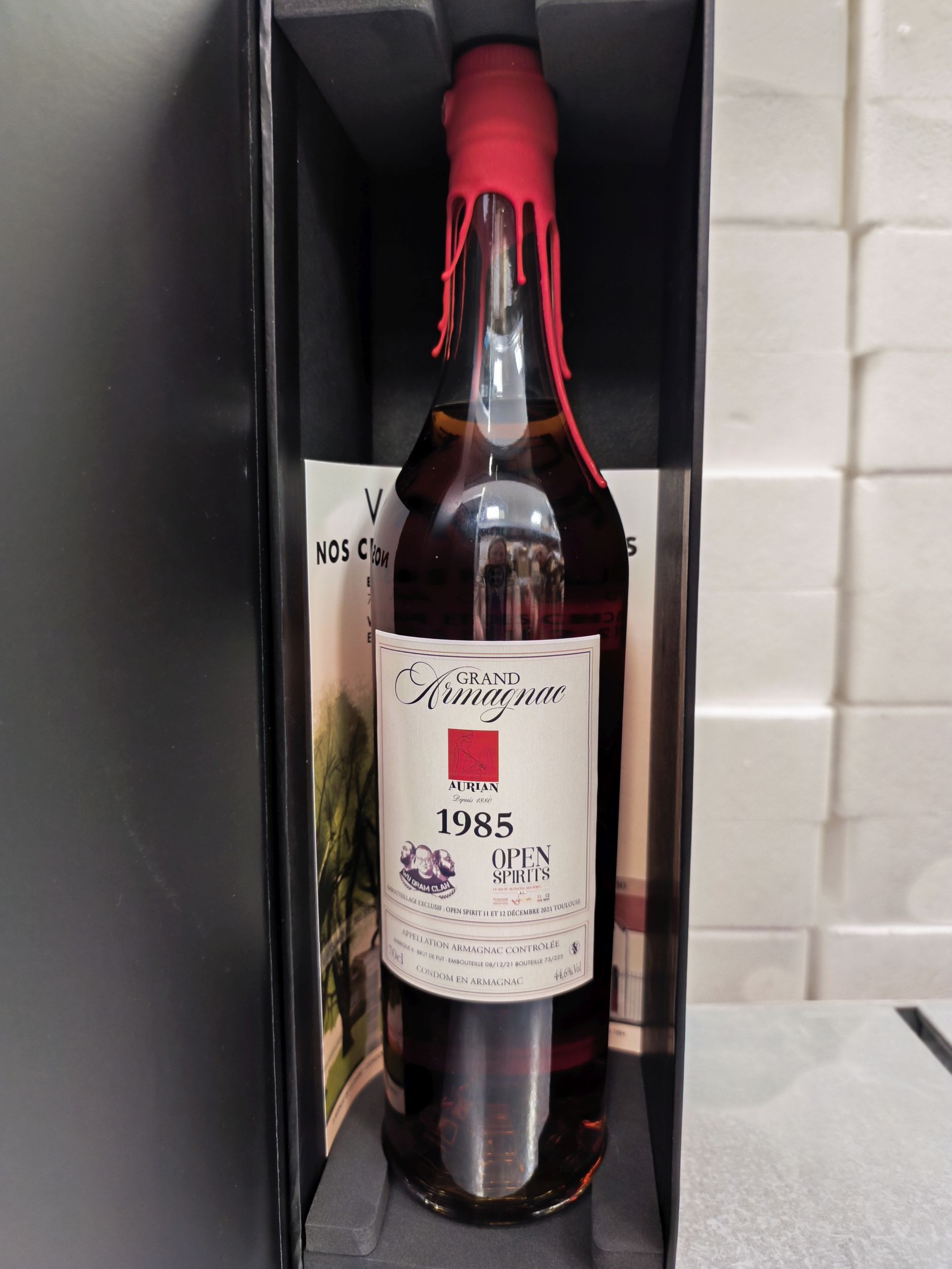 6 bouteilles  LANGUEDOC :  | H&ocirc;tel Des Ventes de Monte-Carlo