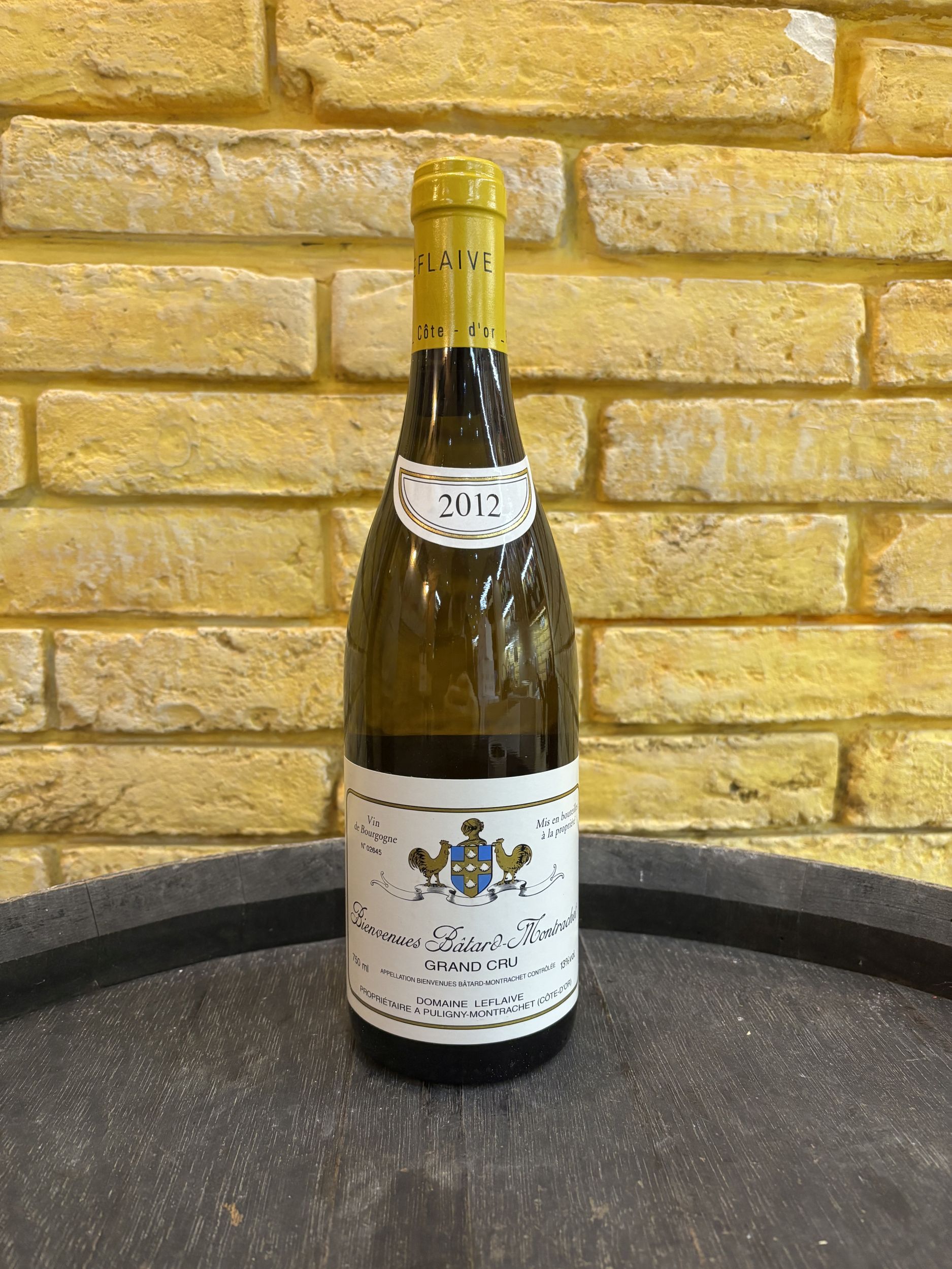 2 bouteilles BLANCS DIVERS :  | H&ocirc;tel Des Ventes de Monte-Carlo