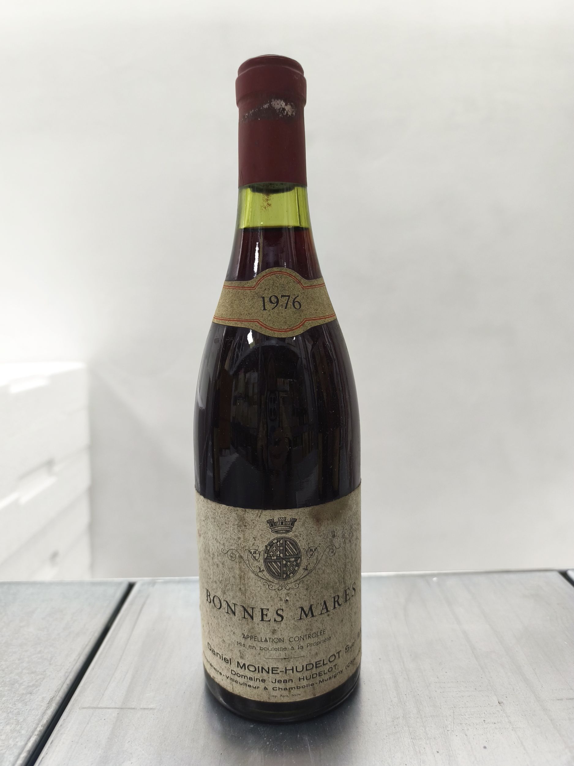 4 bouteilles BOURGOGNE:  | H&ocirc;tel Des Ventes de Monte-Carlo