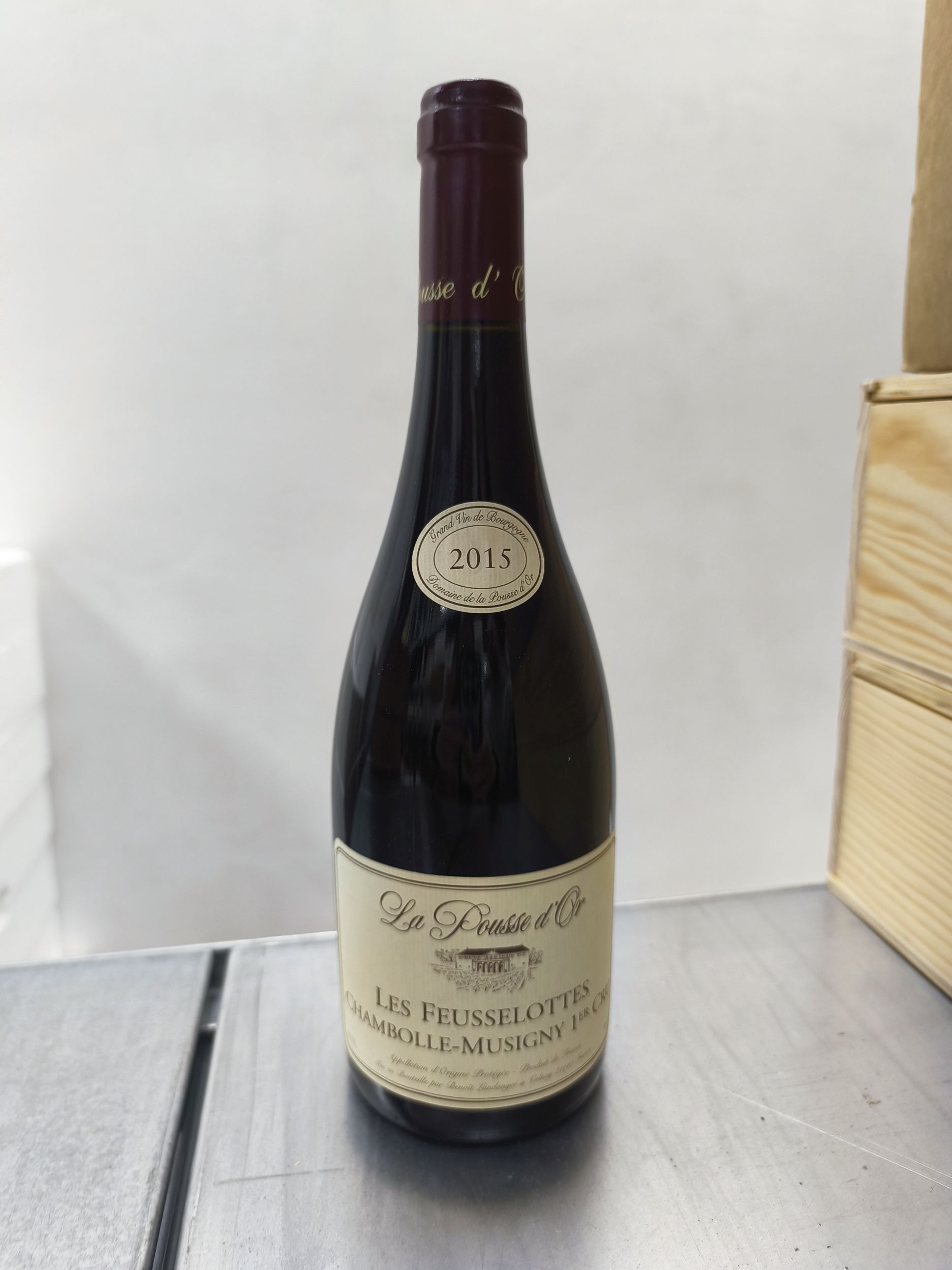 4 bouteilles BOURGOGNE:  | H&ocirc;tel Des Ventes de Monte-Carlo