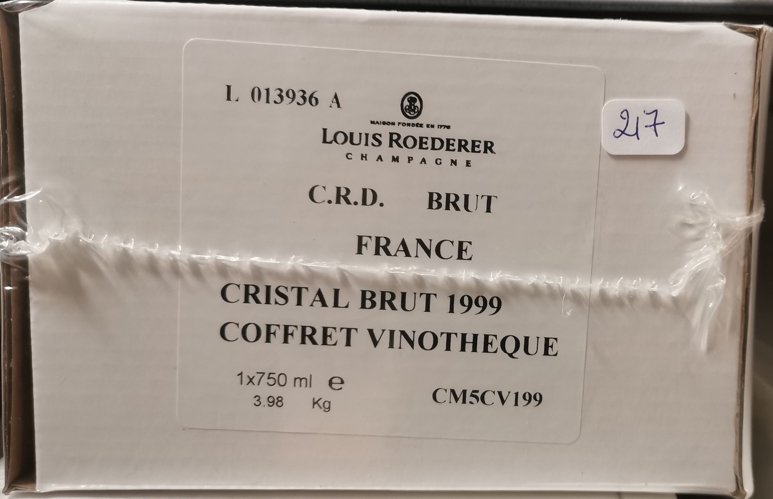 6 bouteilles CHAMPAGNE :  | H&ocirc;tel Des Ventes de Monte-Carlo