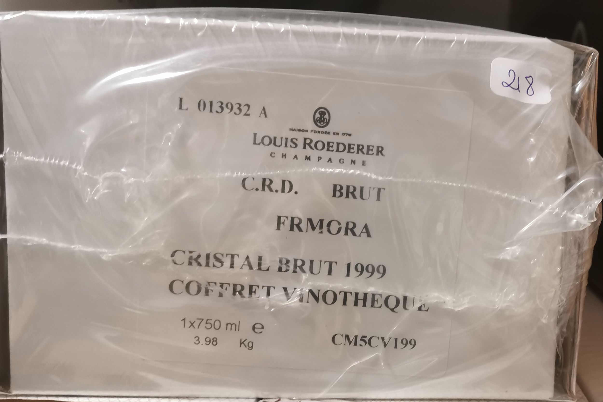 6 bouteilles CHAMPAGNE :  | H&ocirc;tel Des Ventes de Monte-Carlo