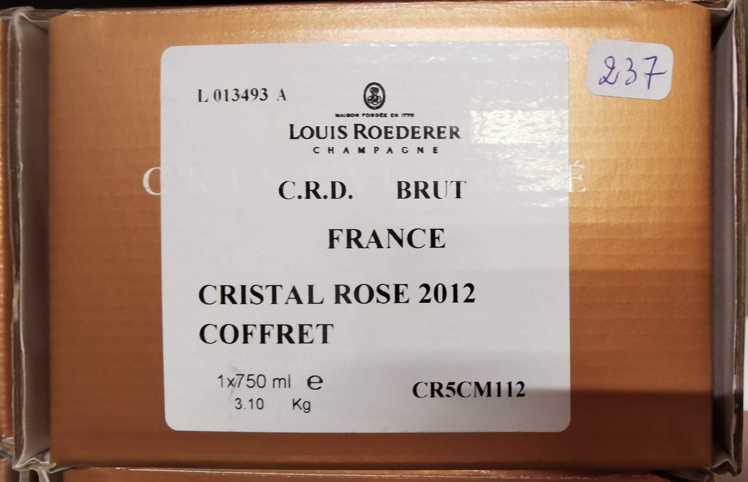 6 bouteilles CHAMPAGNE :  | H&ocirc;tel Des Ventes de Monte-Carlo