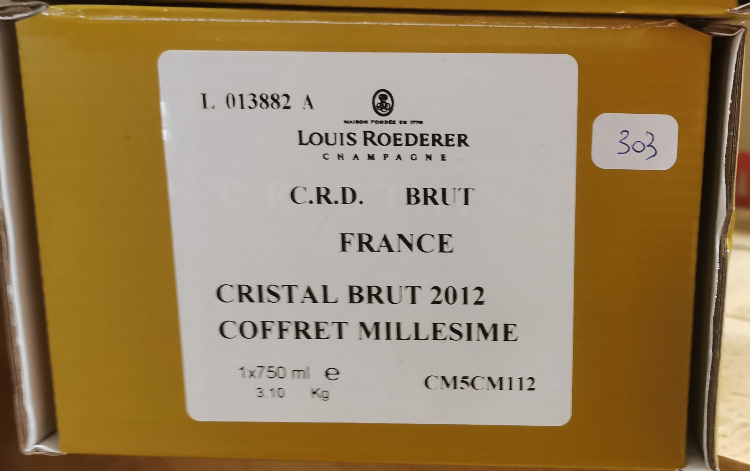 6 bouteilles CHAMPAGNE :  | H&ocirc;tel Des Ventes de Monte-Carlo