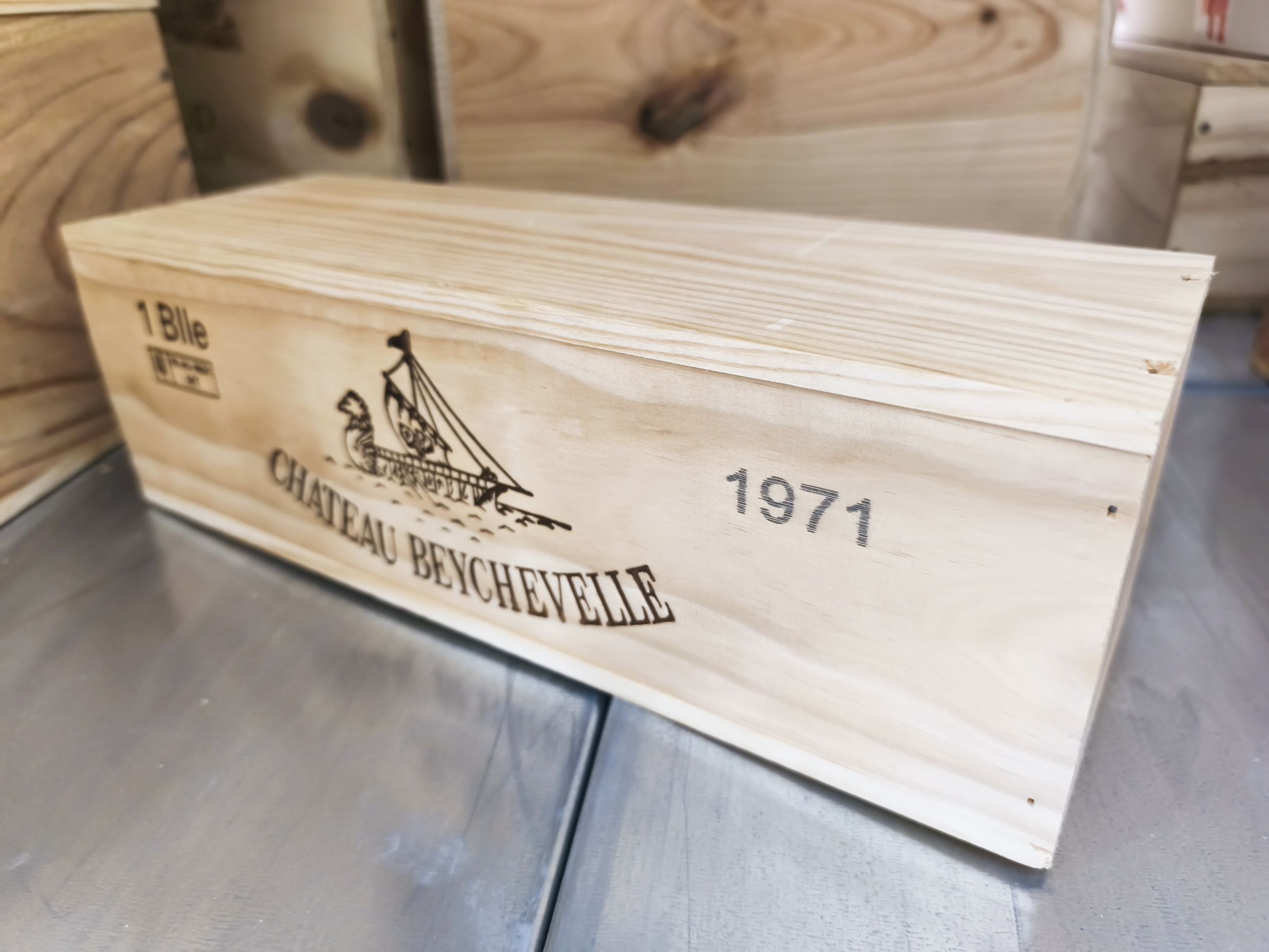 1  magnum  PETRUS,:  | H&ocirc;tel Des Ventes de Monte-Carlo