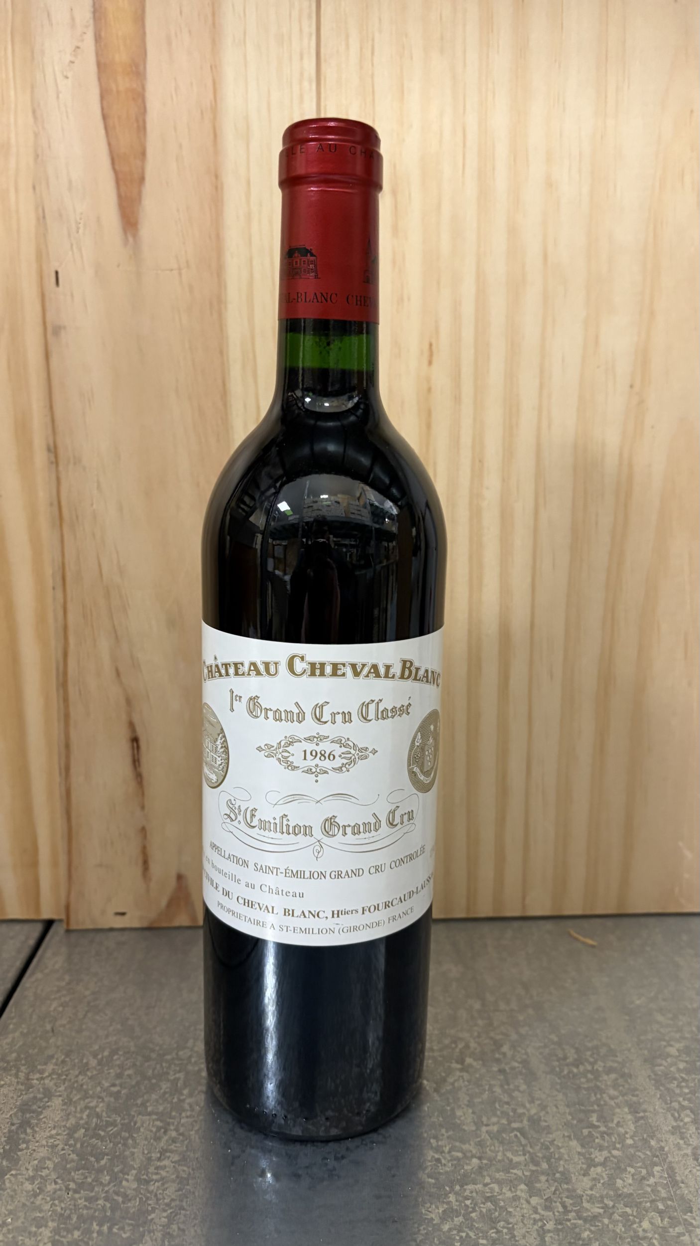 1  magnum  PETRUS,:  | H&ocirc;tel Des Ventes de Monte-Carlo
