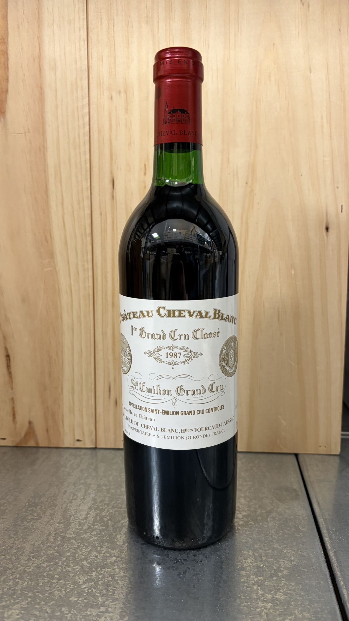 1  magnum  PETRUS,:  | H&ocirc;tel Des Ventes de Monte-Carlo
