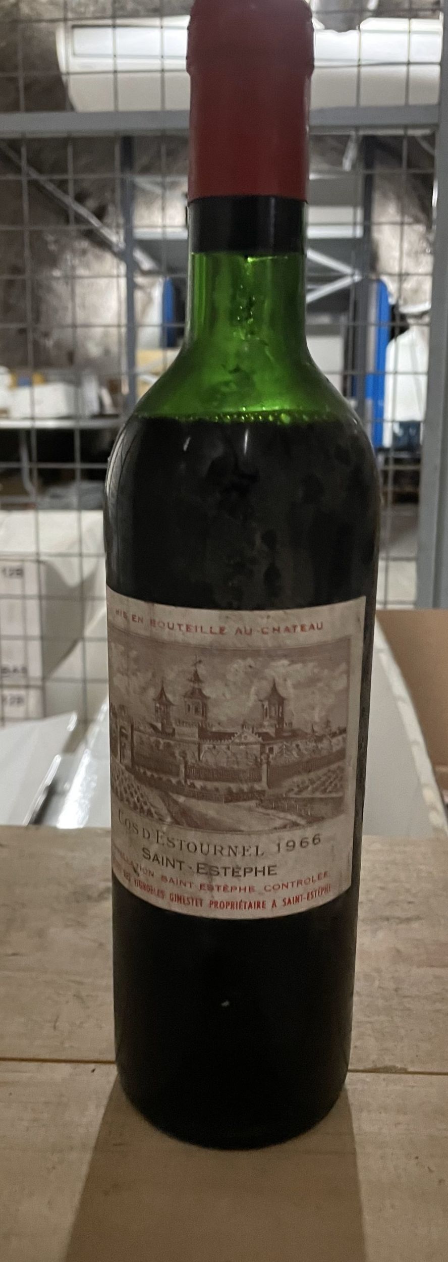 6 bouteilles CHAMPAGNE :  | H&ocirc;tel Des Ventes de Monte-Carlo
