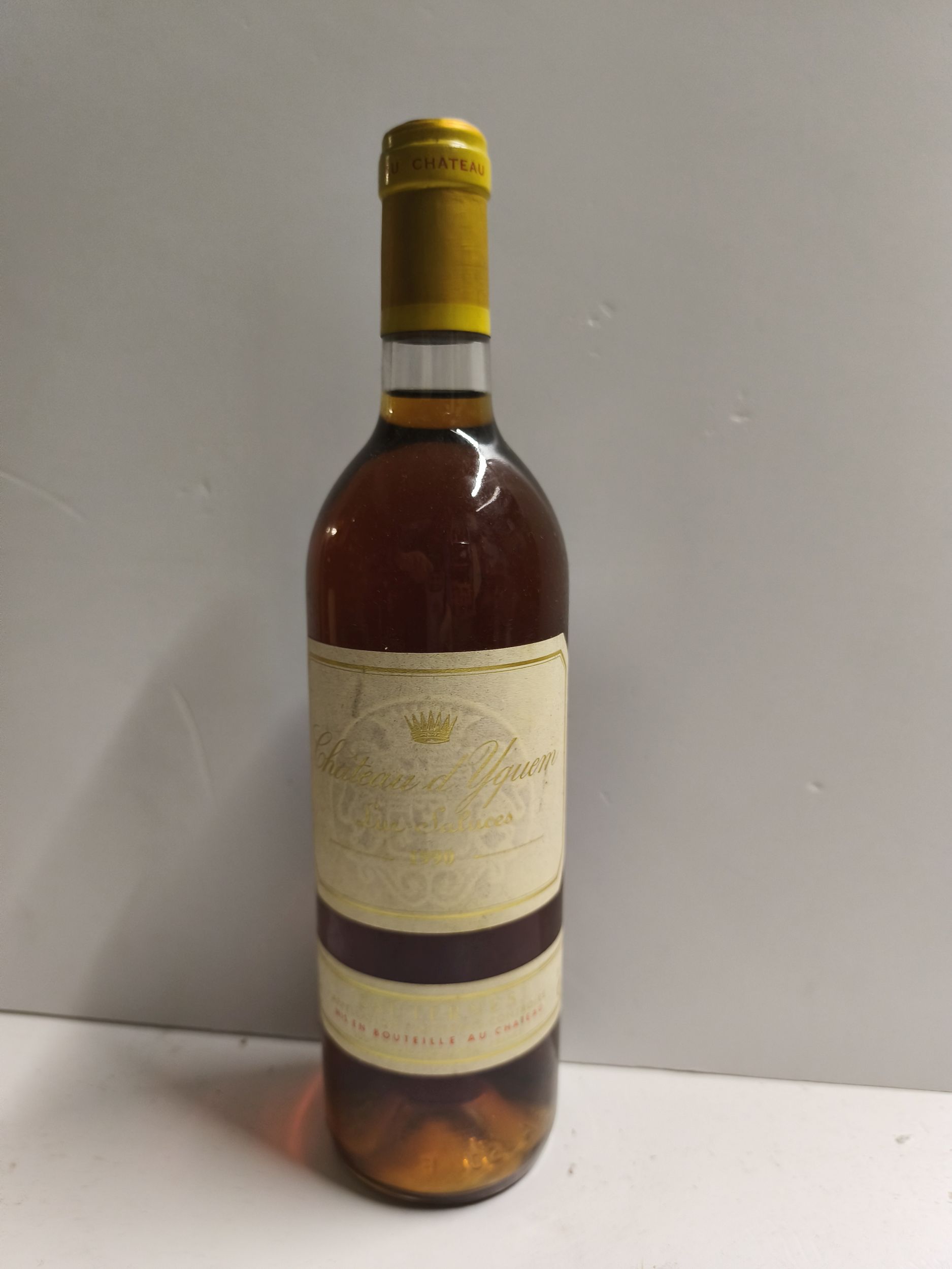 2 bouteilles BLANCS DIVERS :  | H&ocirc;tel Des Ventes de Monte-Carlo