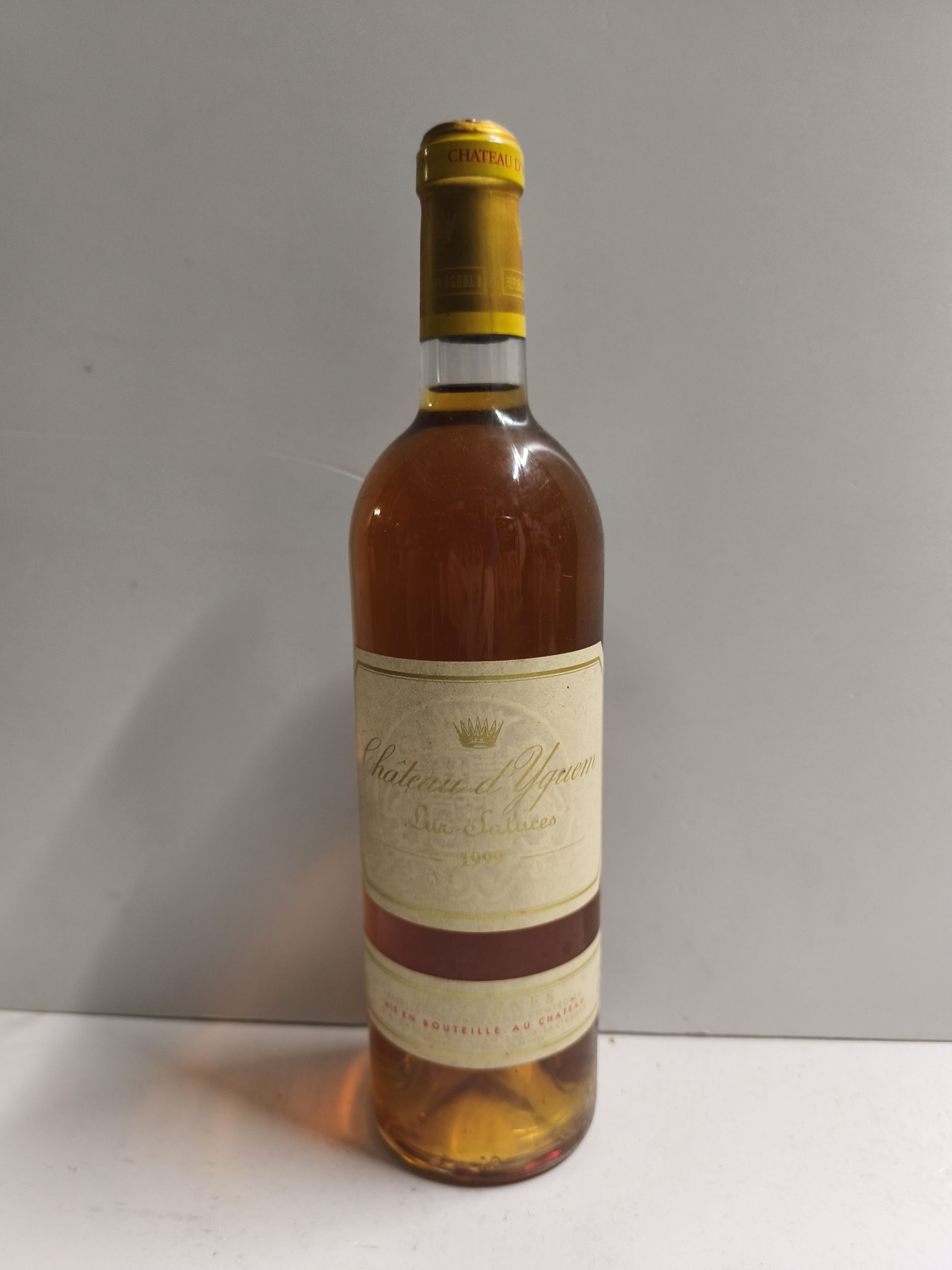 2 bouteilles BLANCS DIVERS :  | H&ocirc;tel Des Ventes de Monte-Carlo
