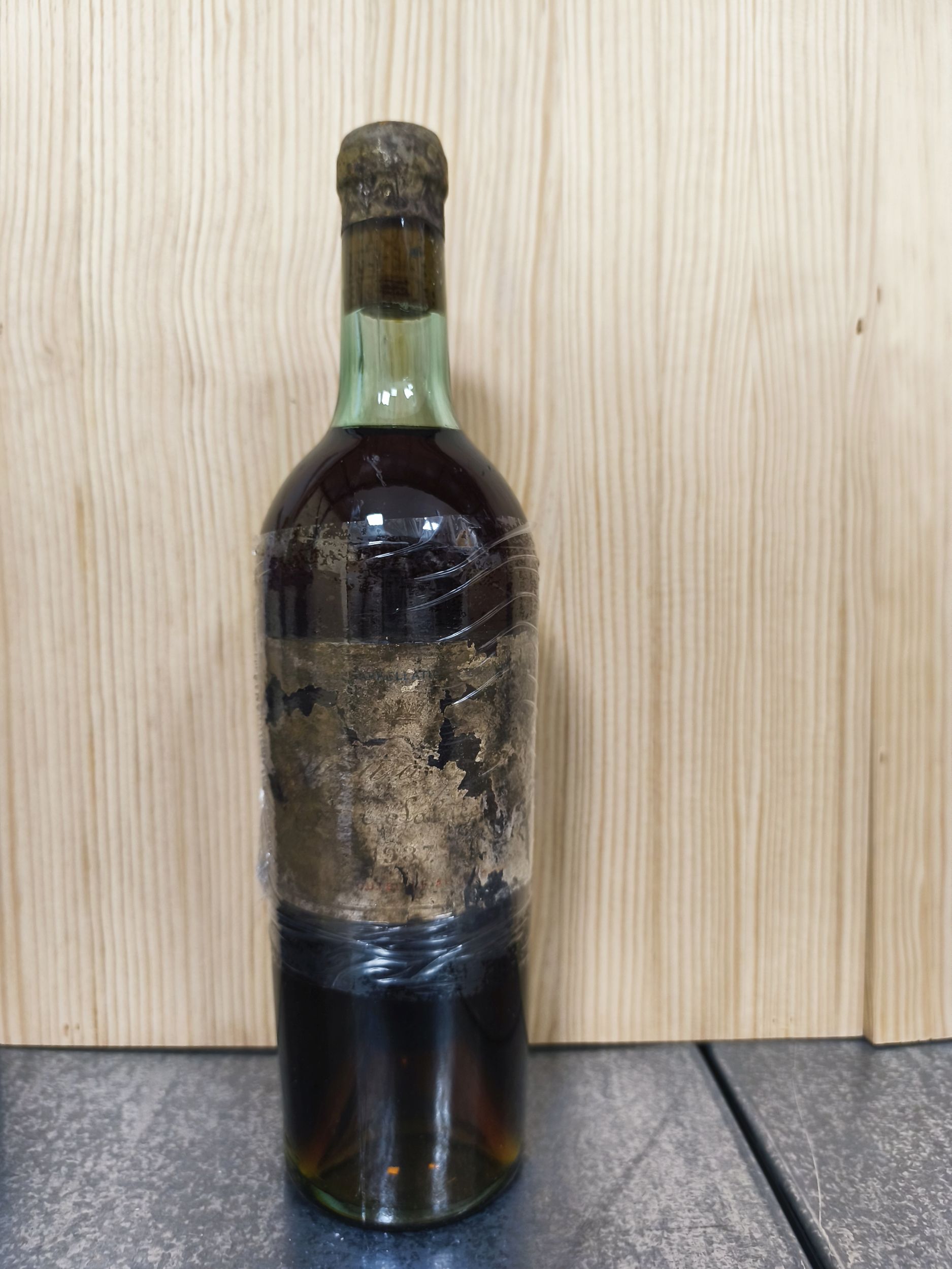 6 bouteilles  LANGUEDOC :  | H&ocirc;tel Des Ventes de Monte-Carlo