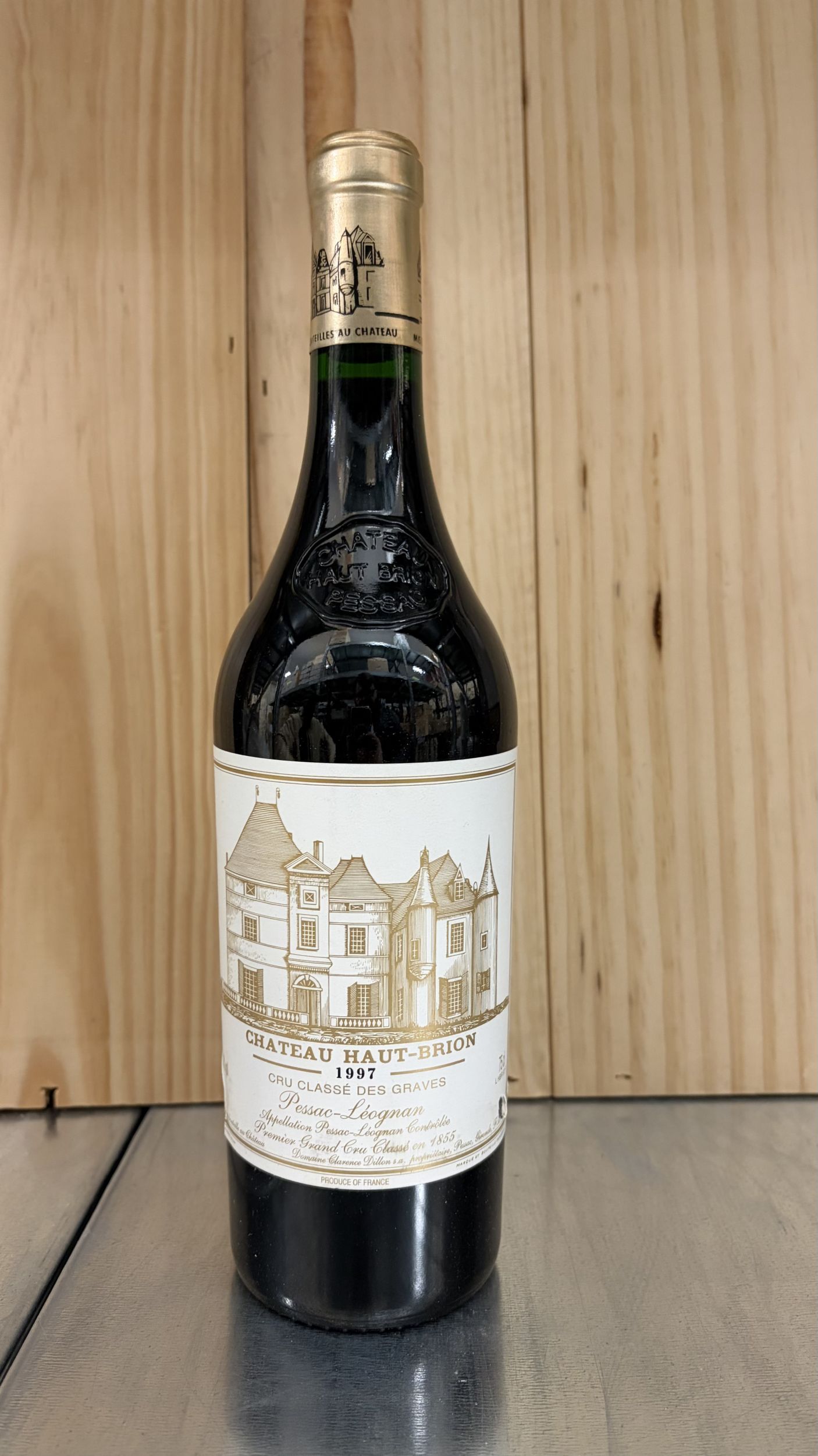 1  bouteille  Château  HAUT-BRION,:  | H&ocirc;tel Des Ventes de Monte-Carlo