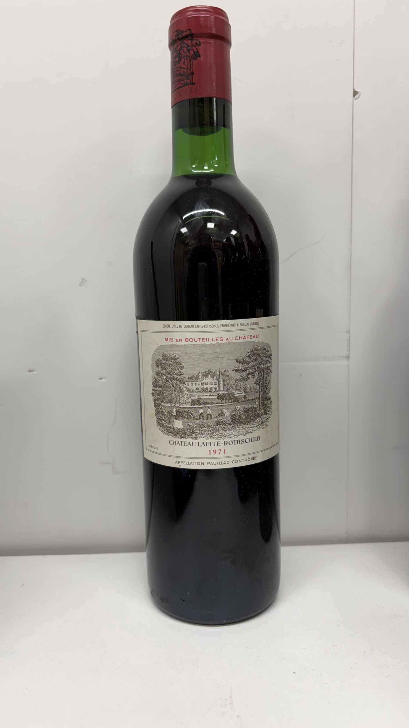1  magnum  PETRUS,:  | H&ocirc;tel Des Ventes de Monte-Carlo