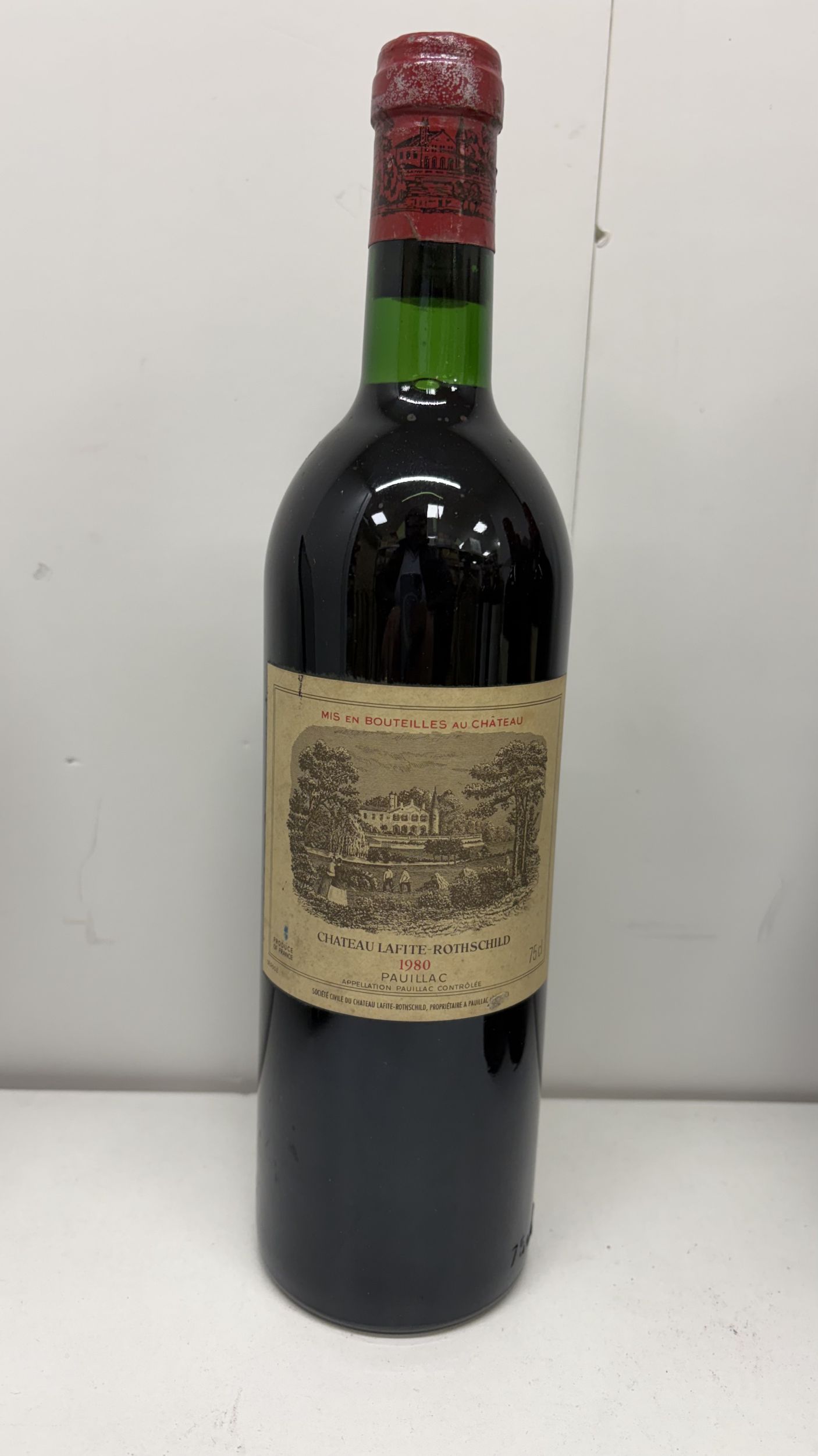 1  magnum  PETRUS,:  | H&ocirc;tel Des Ventes de Monte-Carlo