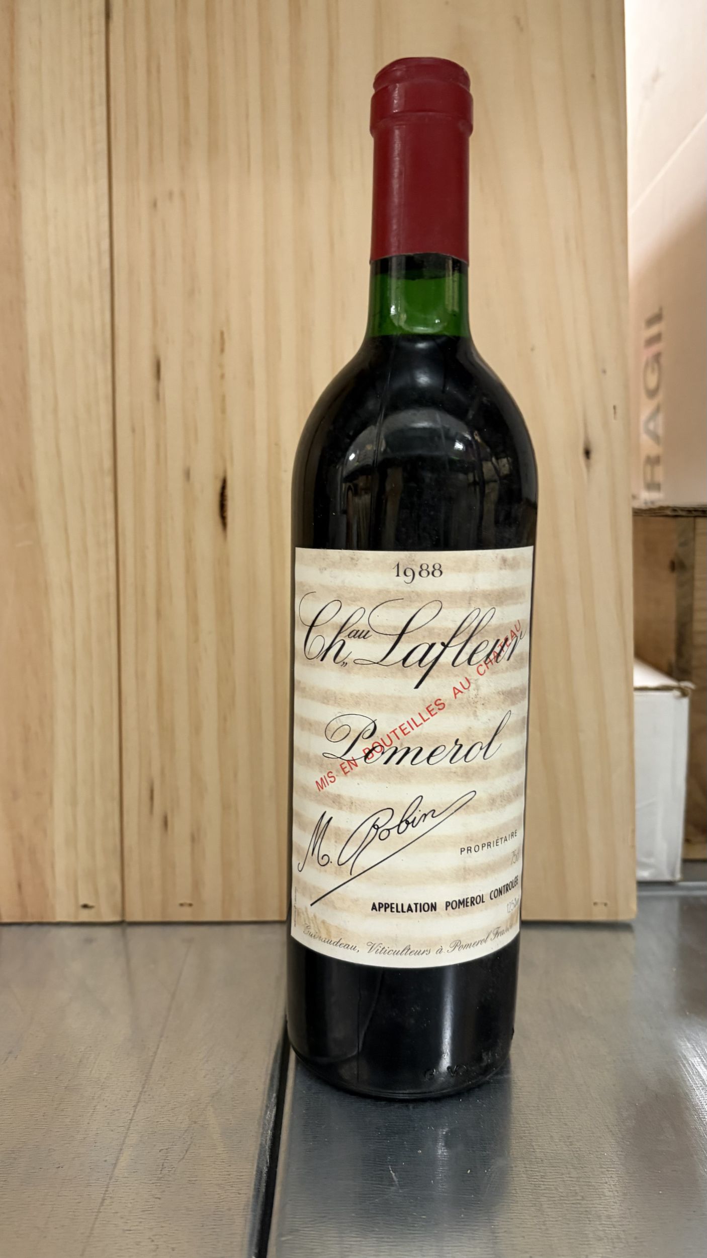 1  magnum  PETRUS,:  | H&ocirc;tel Des Ventes de Monte-Carlo