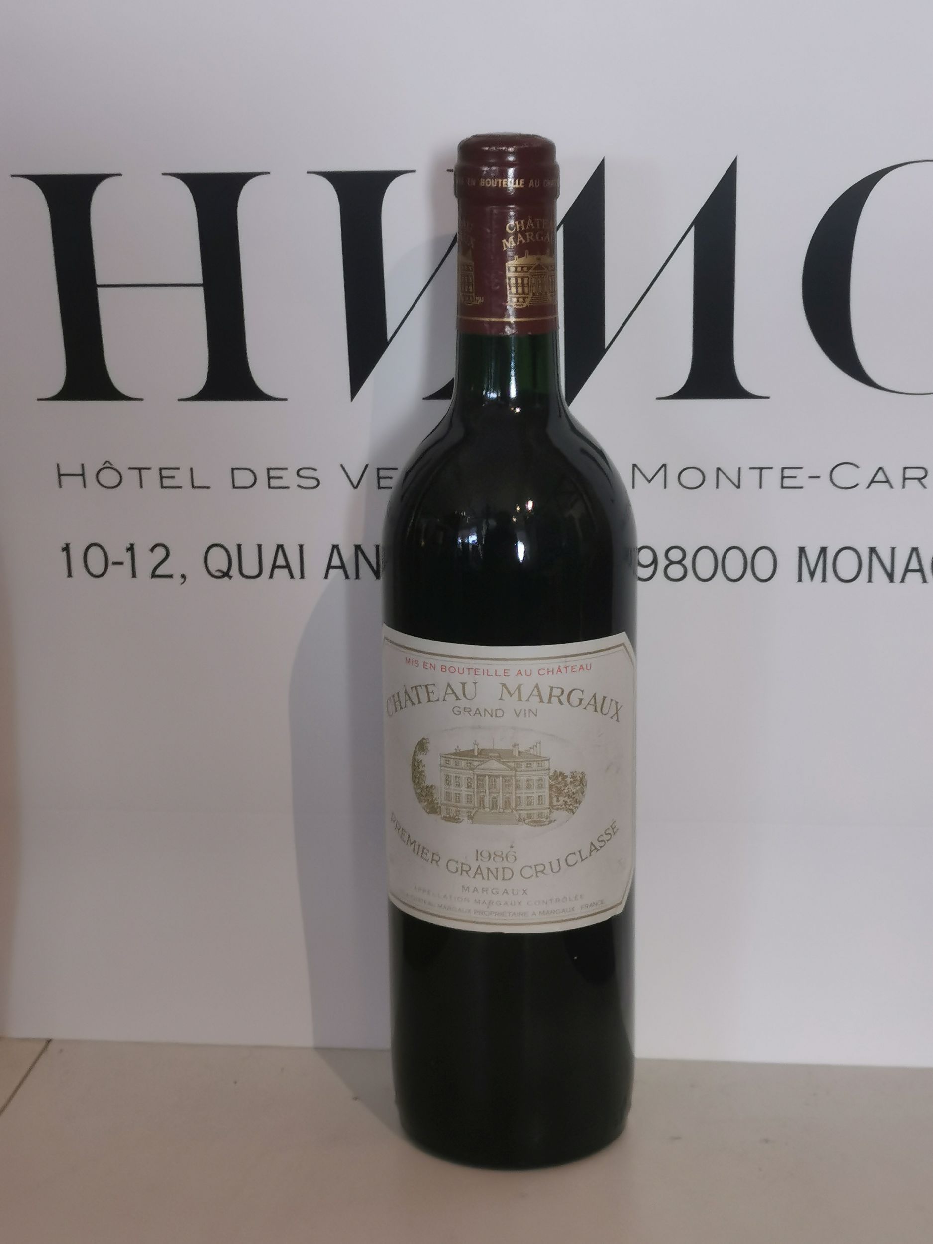3 bouteilles  POMMARD :  | H&ocirc;tel Des Ventes de Monte-Carlo