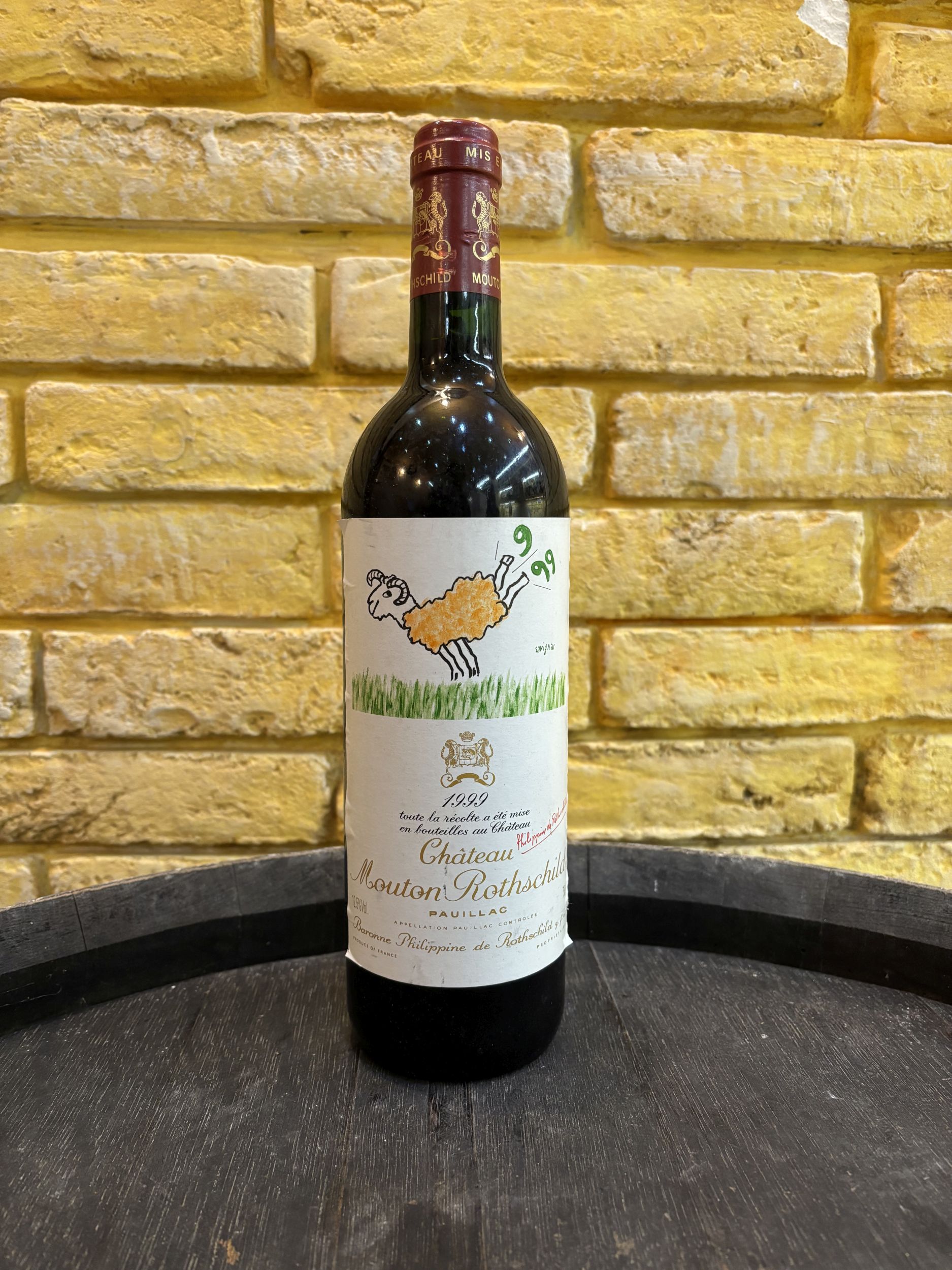 2 bouteilles BLANCS DIVERS :  | H&ocirc;tel Des Ventes de Monte-Carlo