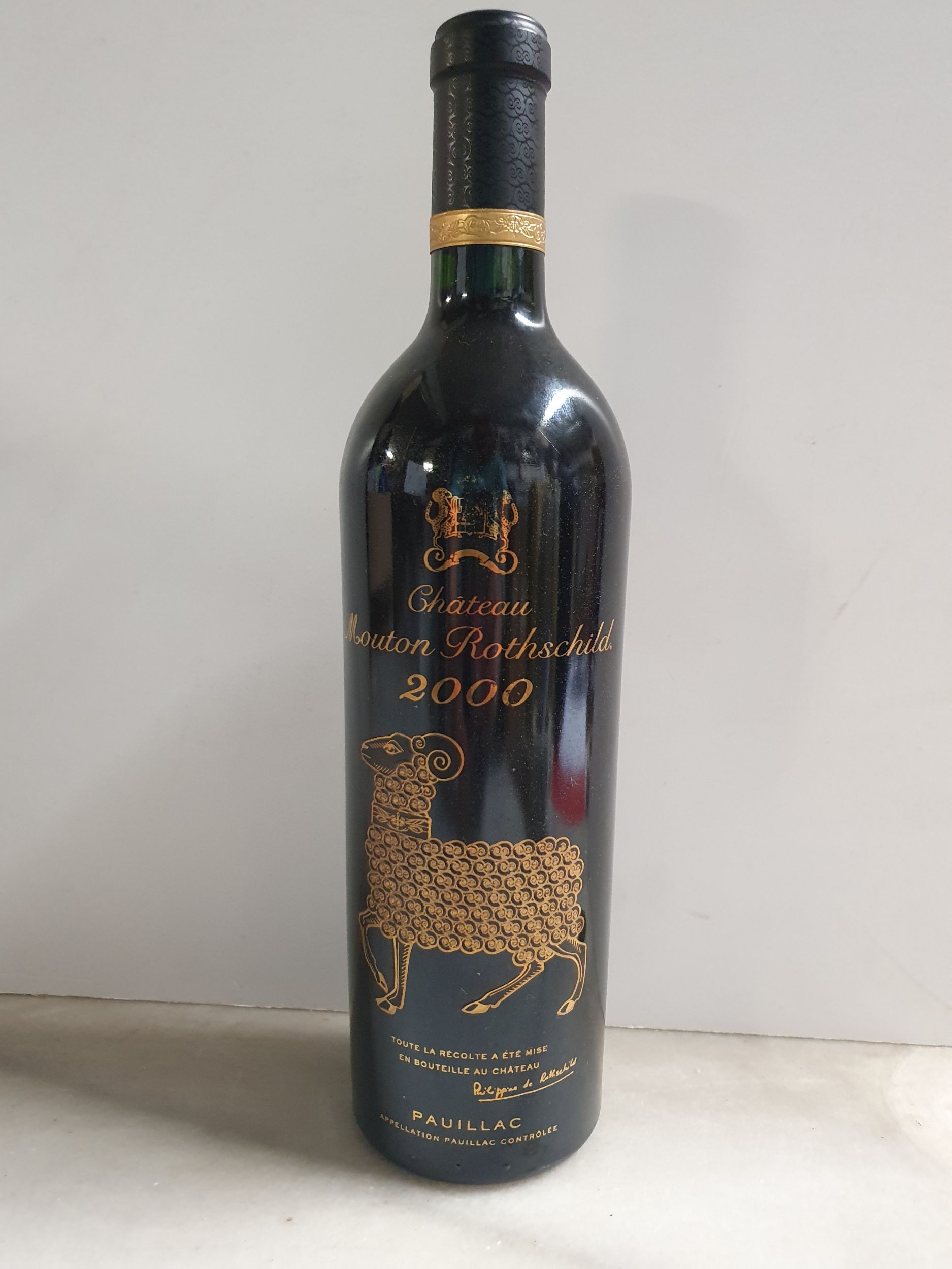 3 bouteilles  POMMARD :  | H&ocirc;tel Des Ventes de Monte-Carlo