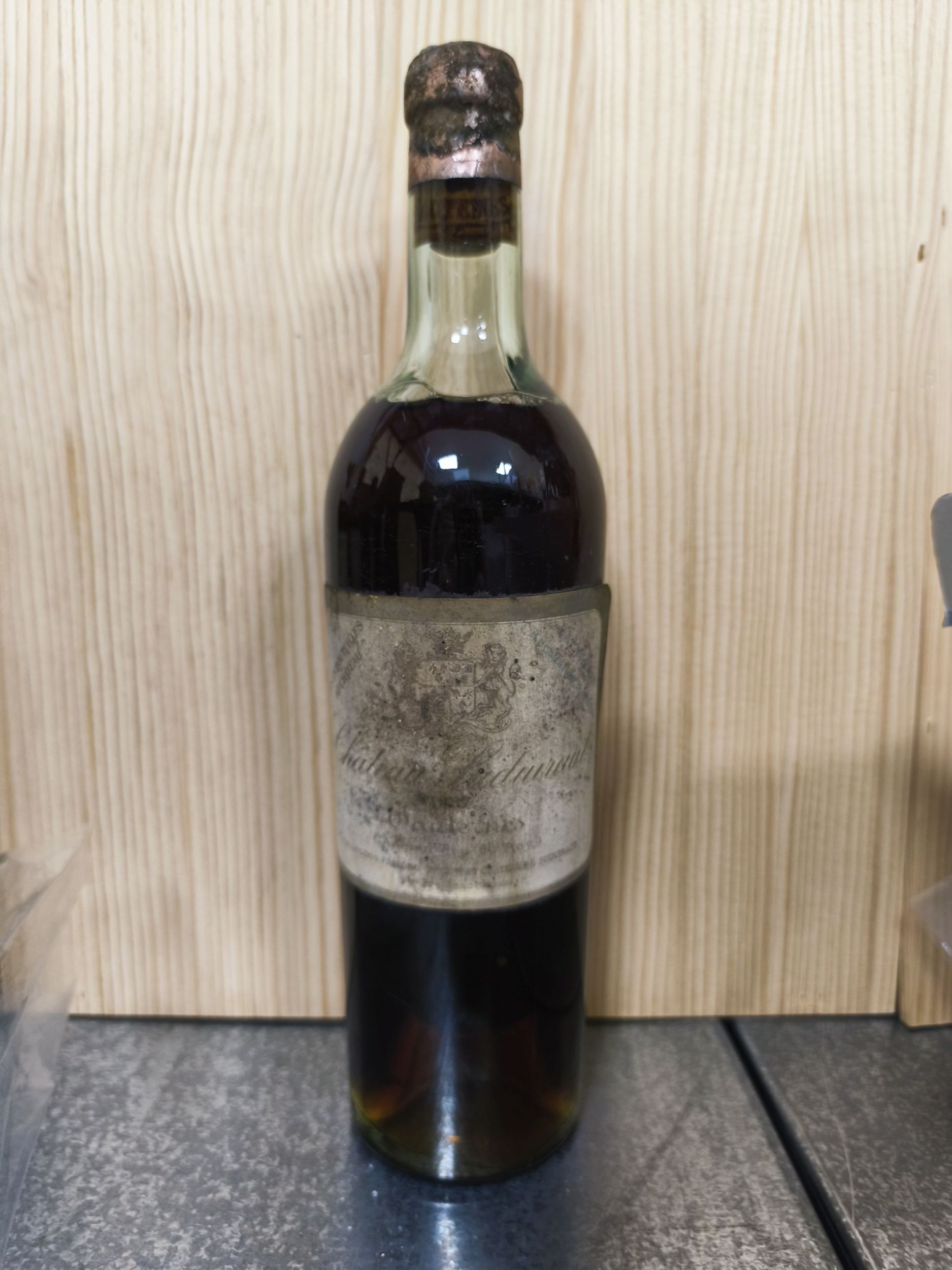 6 bouteilles  LANGUEDOC :  | H&ocirc;tel Des Ventes de Monte-Carlo