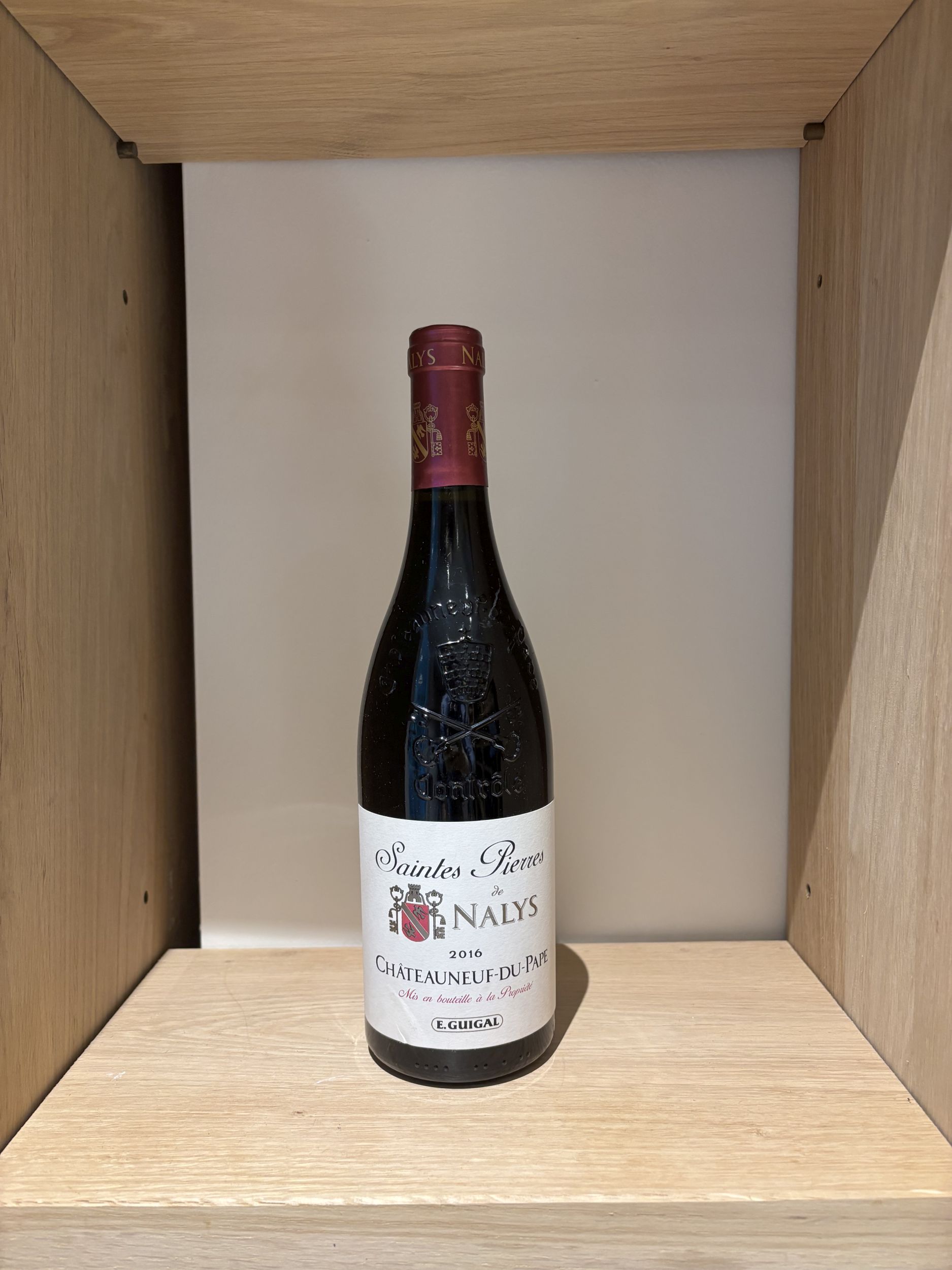 2 bouteilles BLANCS DIVERS :  | H&ocirc;tel Des Ventes de Monte-Carlo