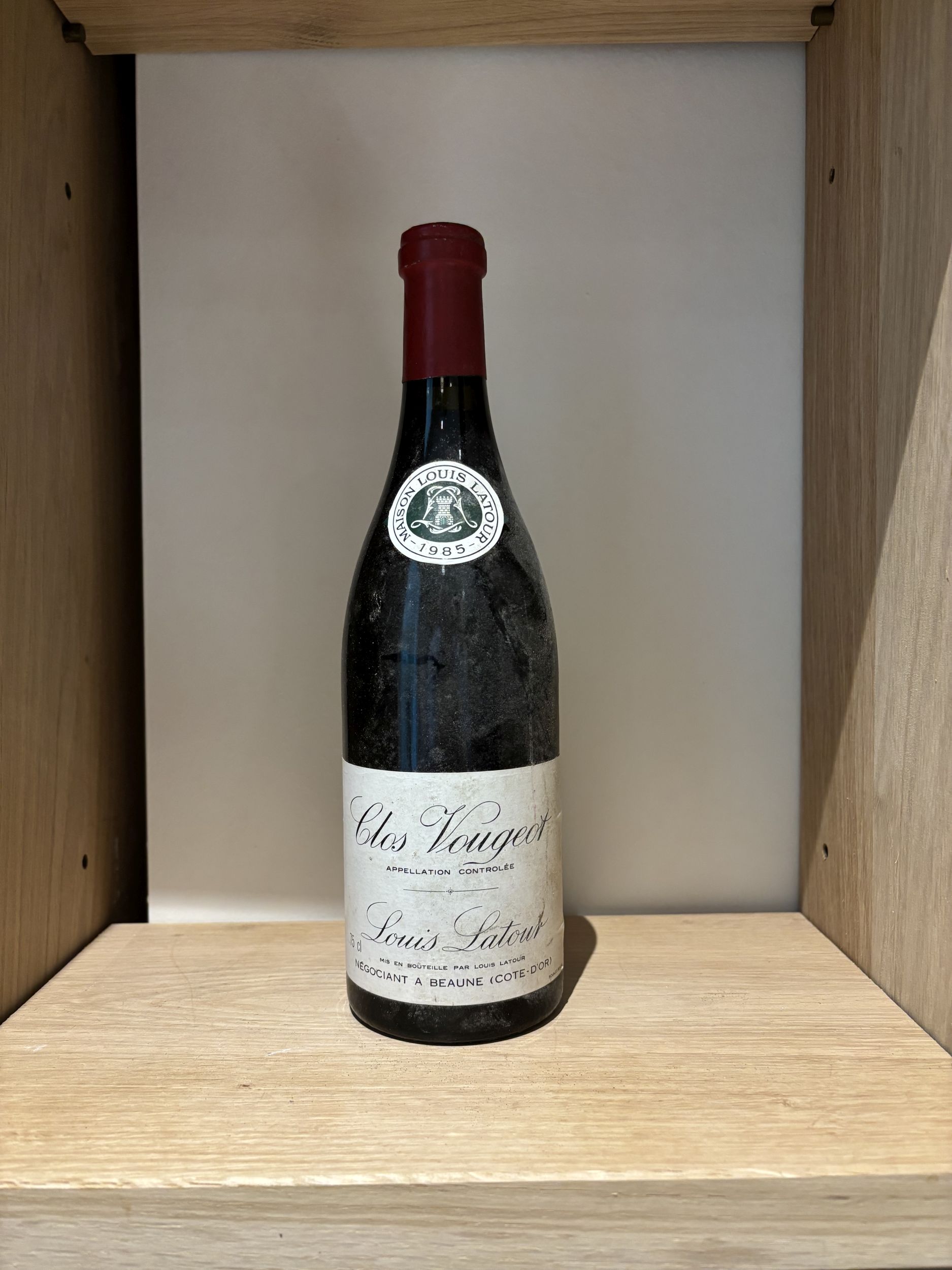 2 bouteilles BLANCS DIVERS :  | H&ocirc;tel Des Ventes de Monte-Carlo