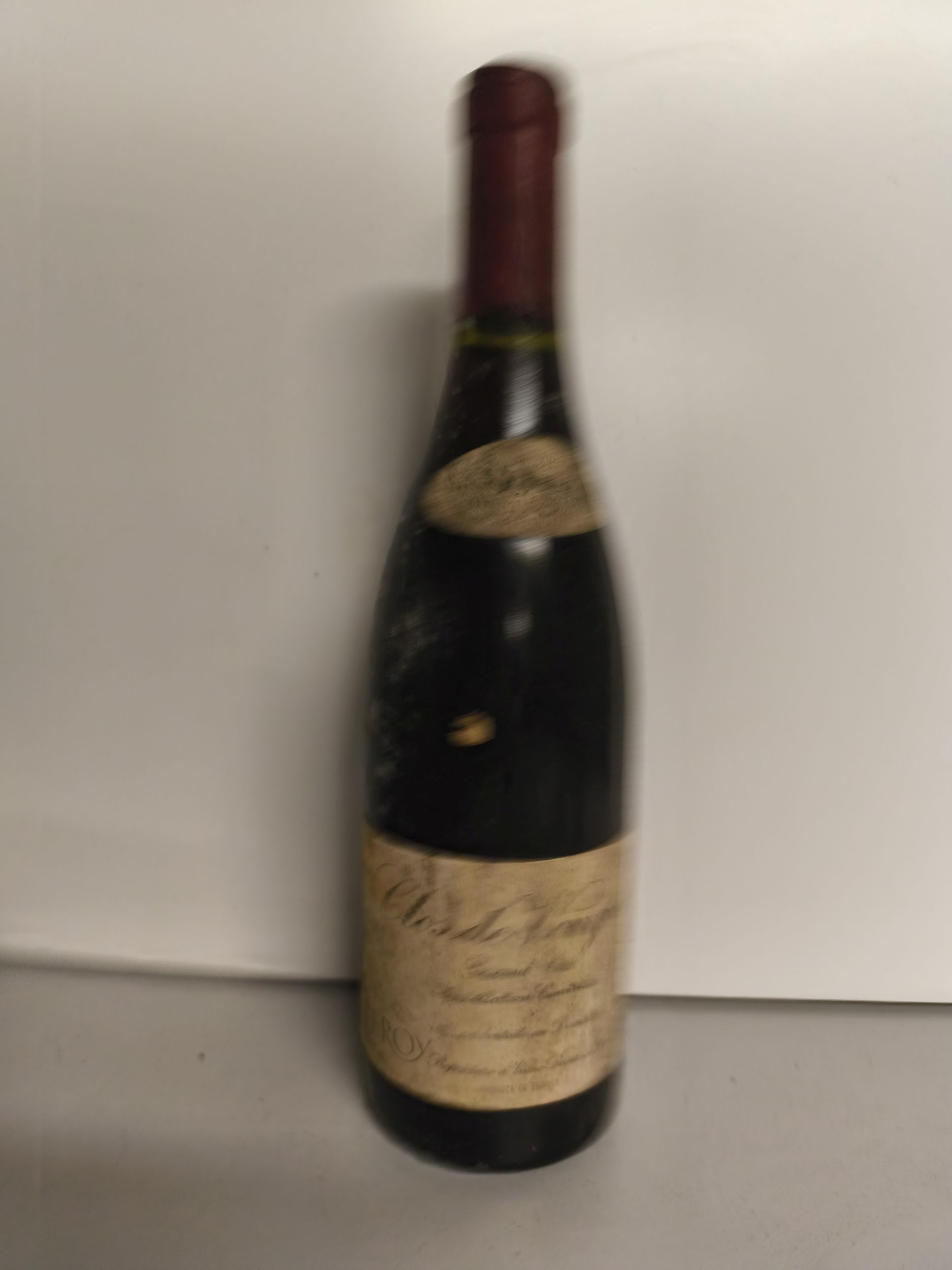 2 bouteilles BLANCS DIVERS :  | H&ocirc;tel Des Ventes de Monte-Carlo