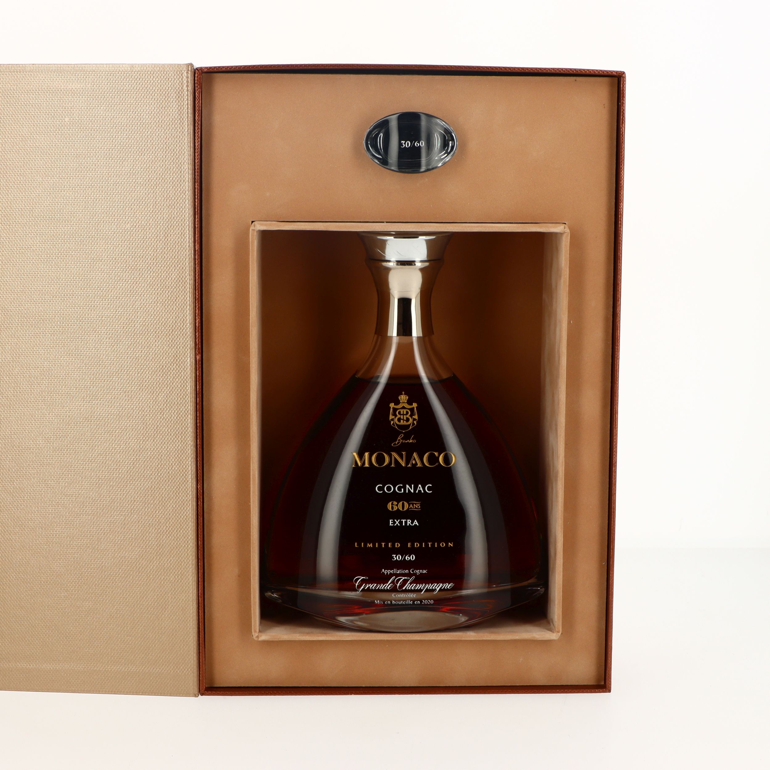 3 bouteilles  BAROLO :  | H&ocirc;tel Des Ventes de Monte-Carlo
