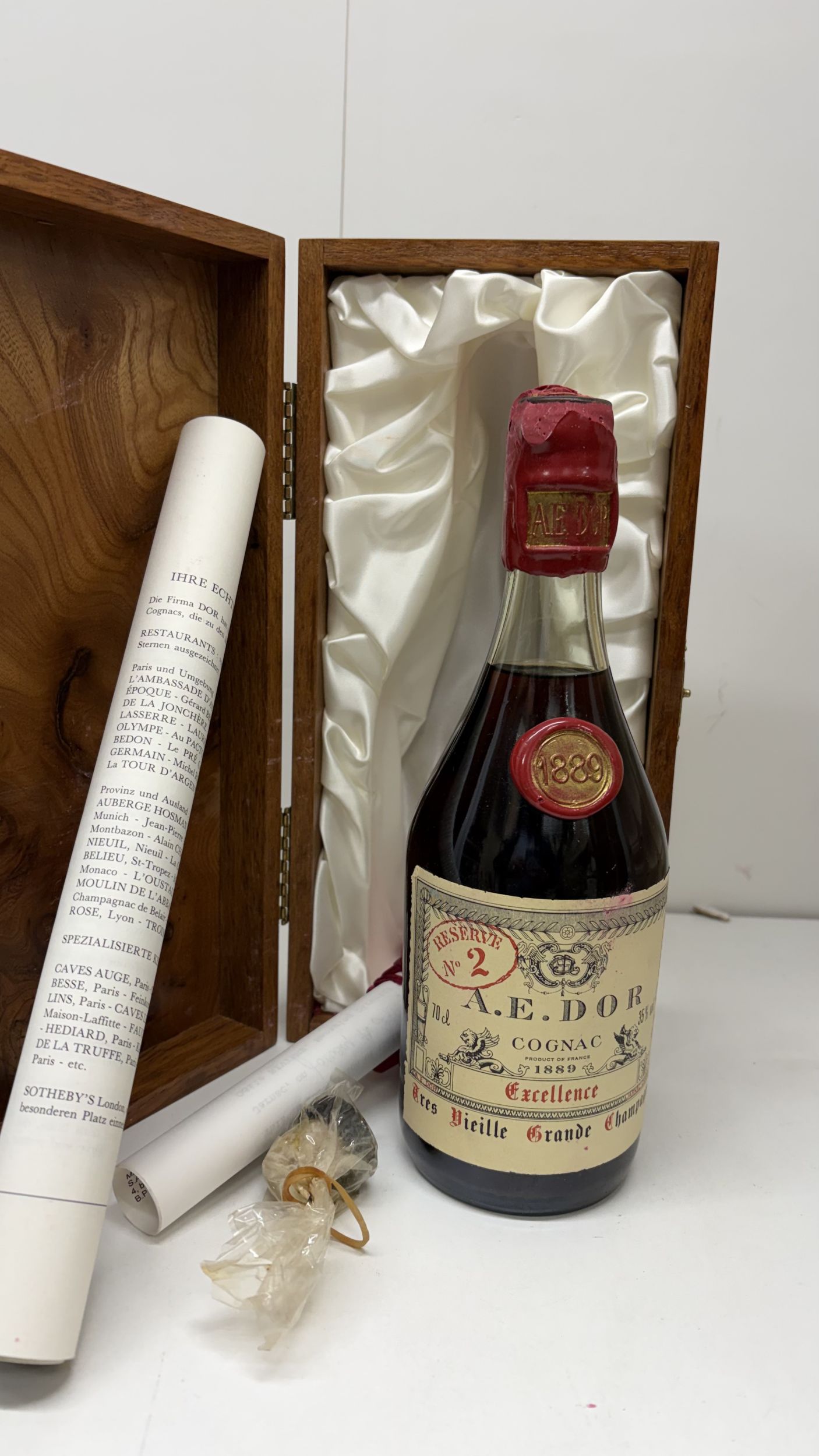 6 bouteilles  LANGUEDOC :  | H&ocirc;tel Des Ventes de Monte-Carlo