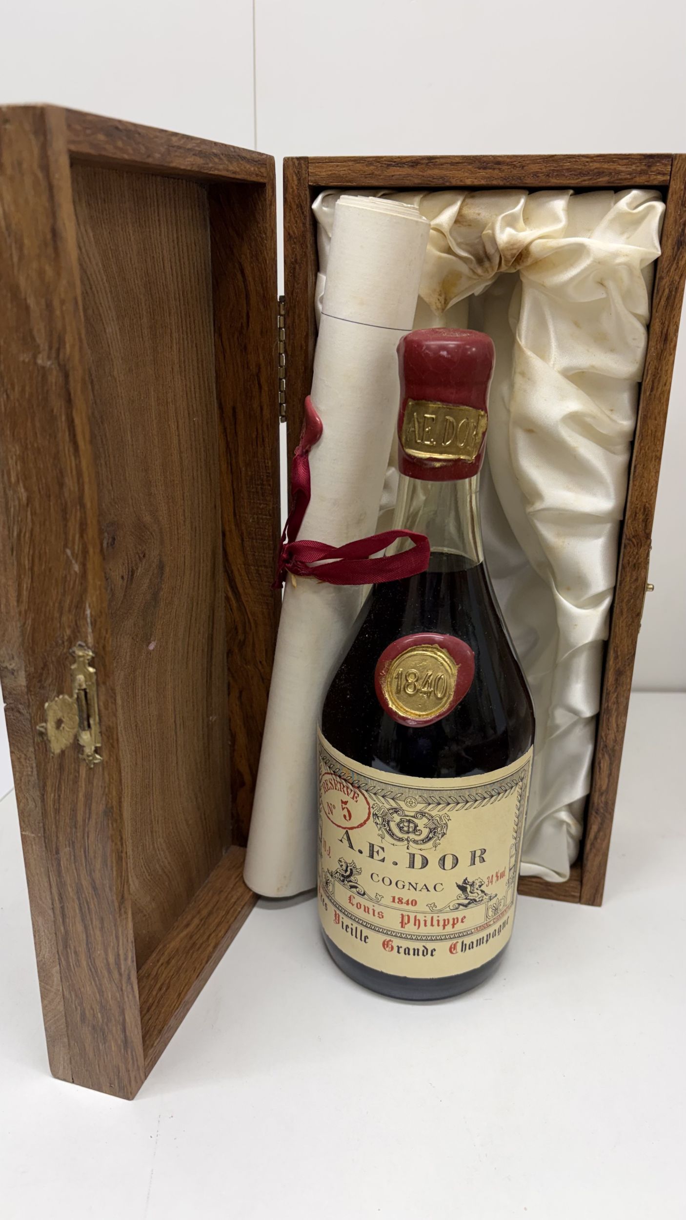 6 bouteilles  LANGUEDOC :  | H&ocirc;tel Des Ventes de Monte-Carlo