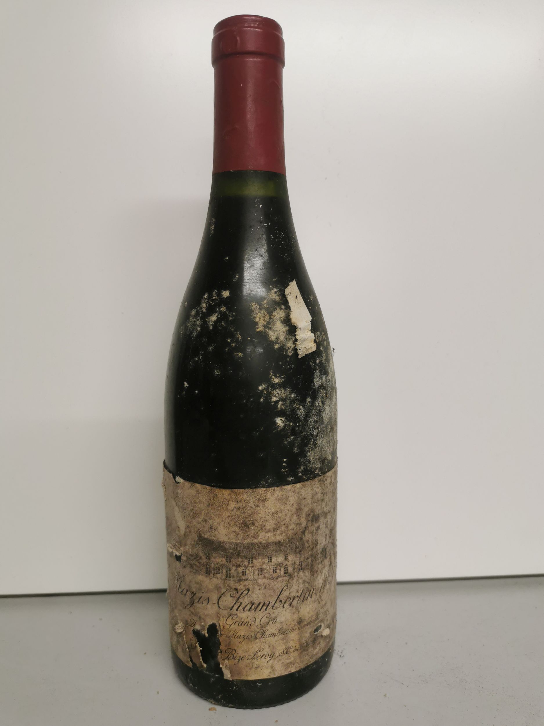 2 bouteilles BLANCS DIVERS :  | H&ocirc;tel Des Ventes de Monte-Carlo