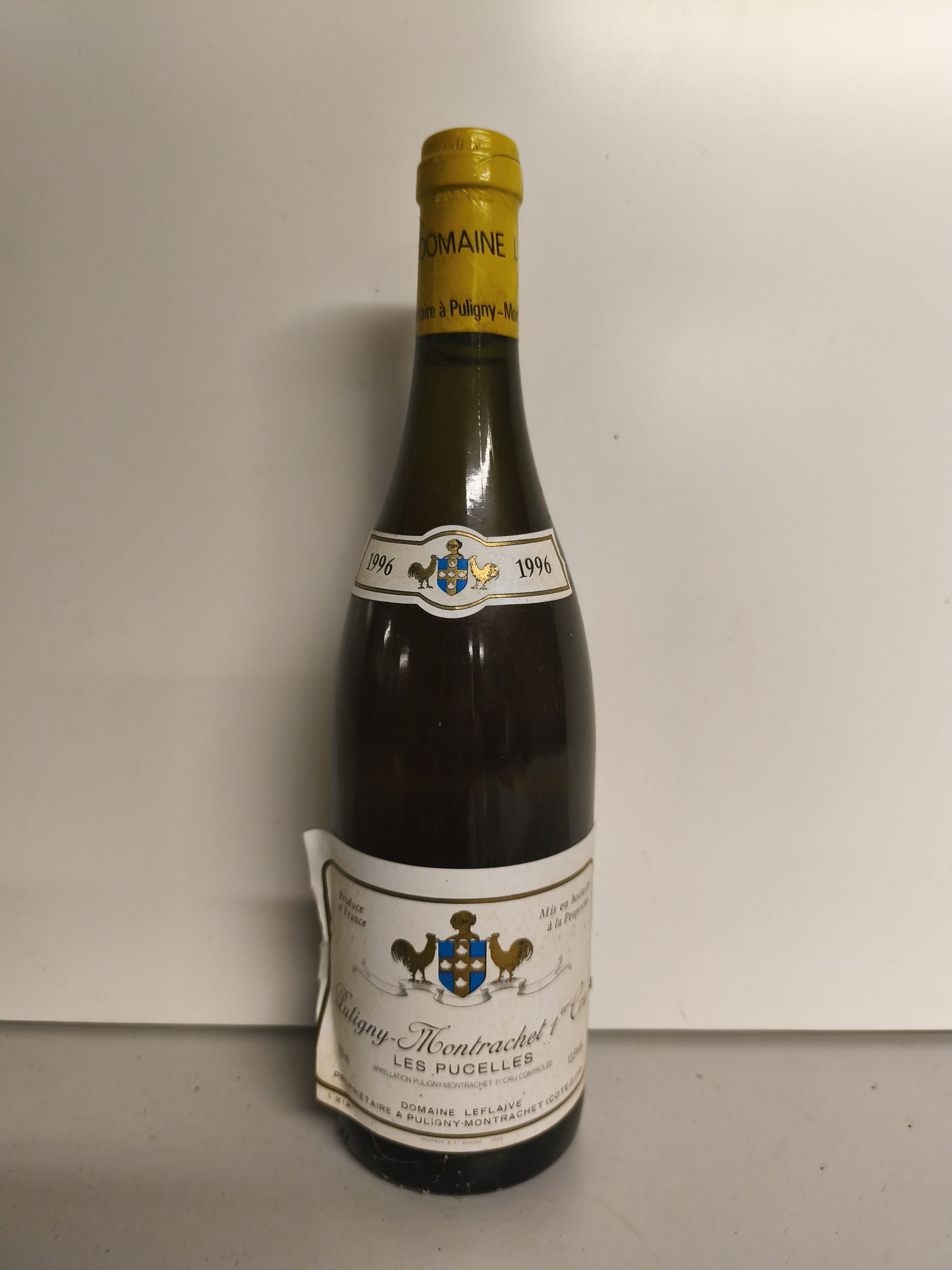 2 bouteilles BLANCS DIVERS :  | H&ocirc;tel Des Ventes de Monte-Carlo