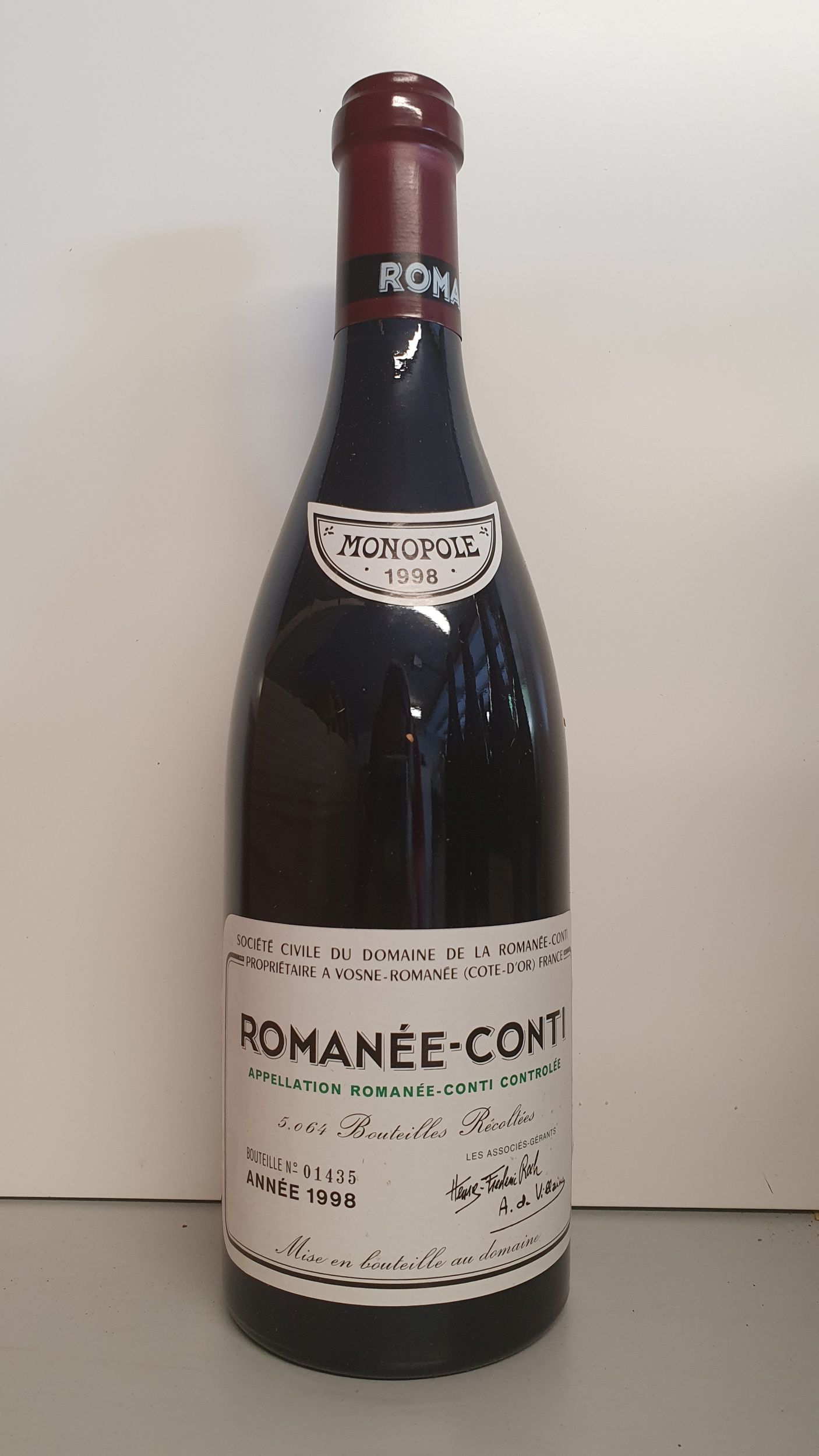 6 bouteilles CHAMPAGNE :  | H&ocirc;tel Des Ventes de Monte-Carlo