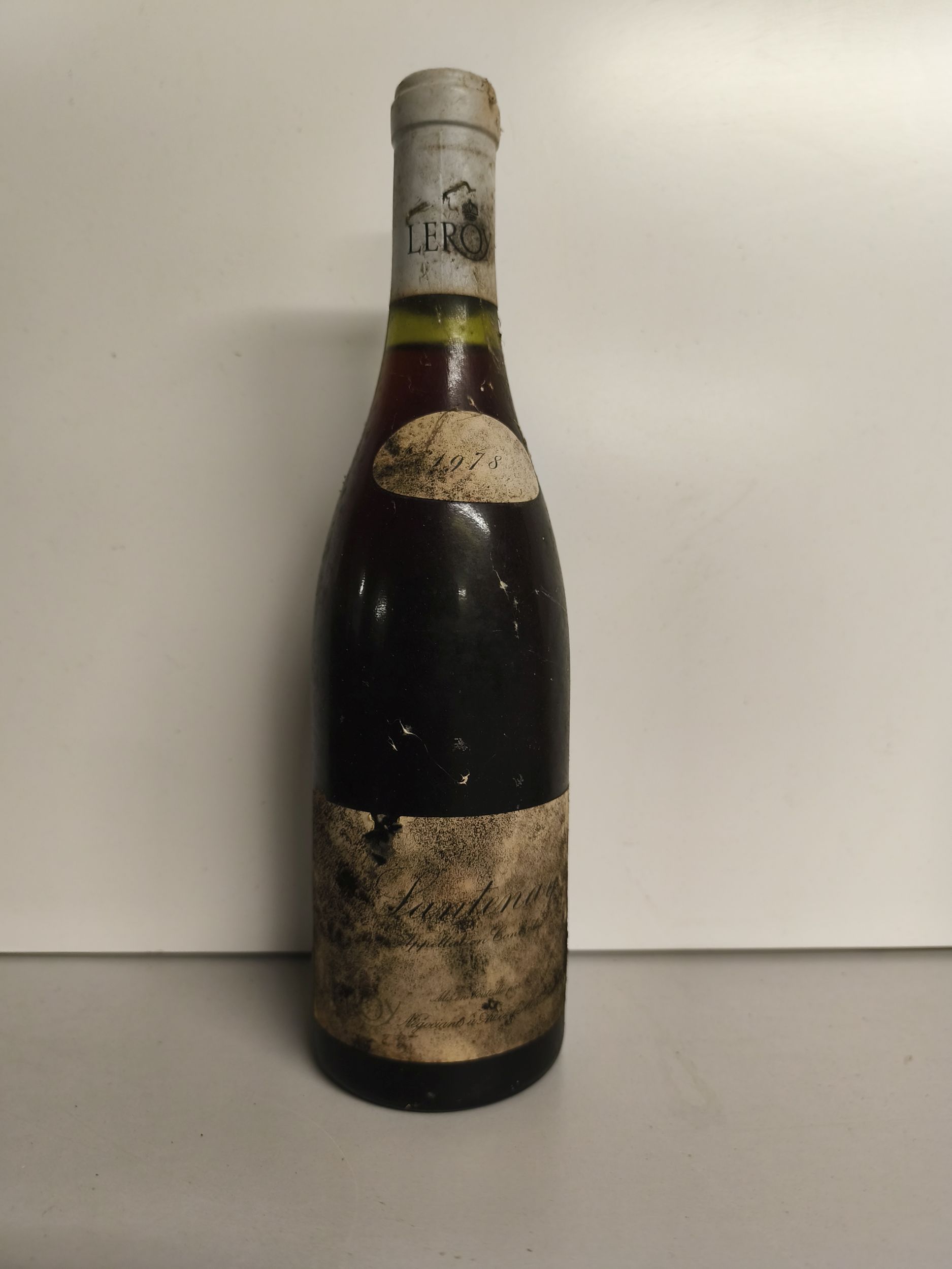 2 bouteilles BLANCS DIVERS :  | H&ocirc;tel Des Ventes de Monte-Carlo