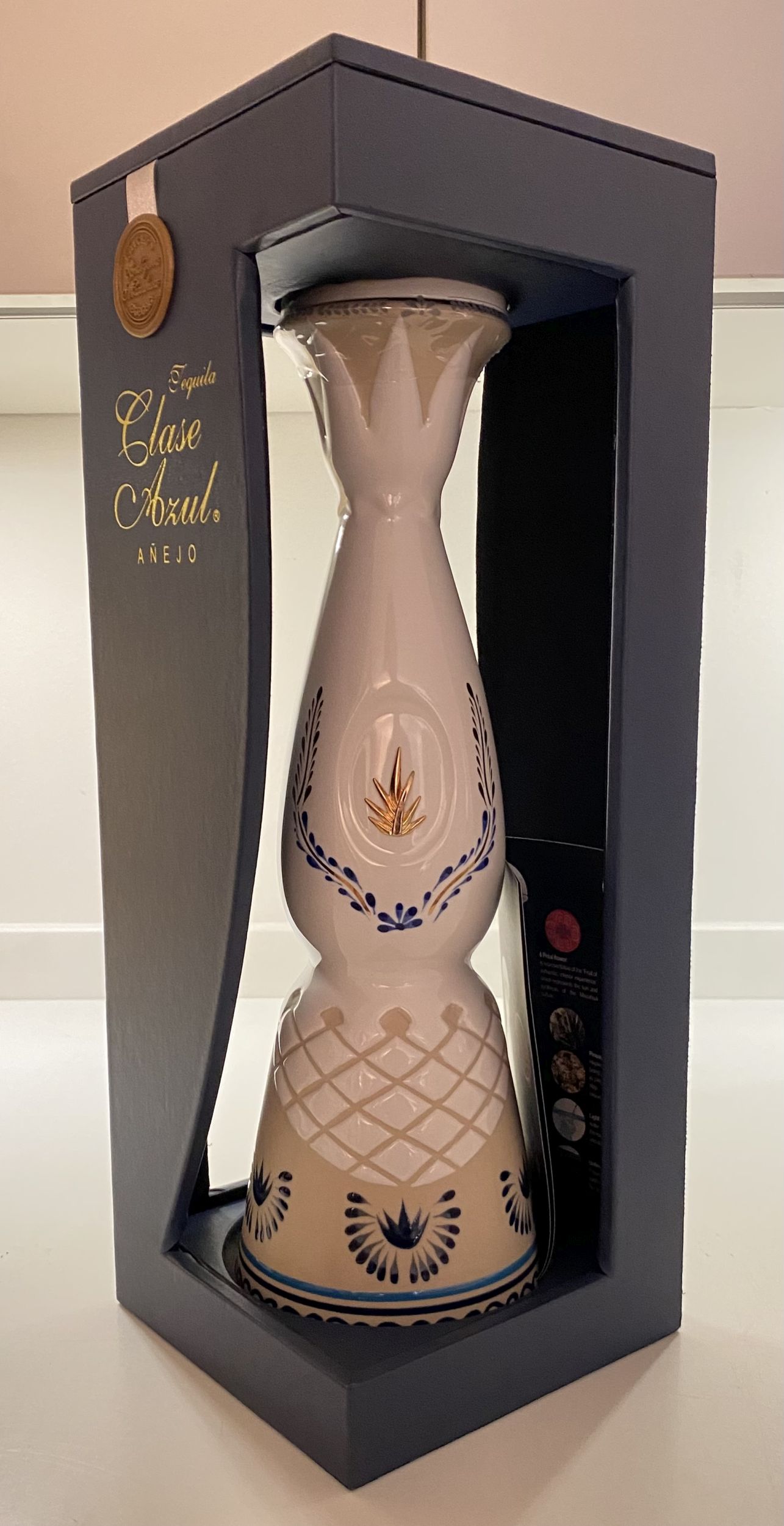 3 magnums COTES DE PROVENCE :  | H&ocirc;tel Des Ventes de Monte-Carlo