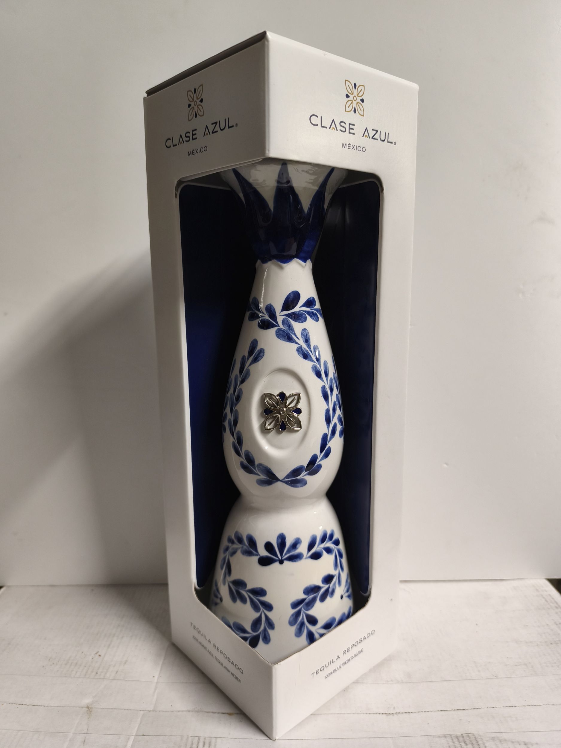 6 bouteilles  LANGUEDOC :  | H&ocirc;tel Des Ventes de Monte-Carlo