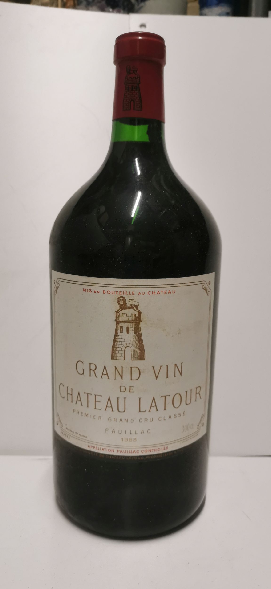 6 bouteilles CHAMPAGNE :  | H&ocirc;tel Des Ventes de Monte-Carlo