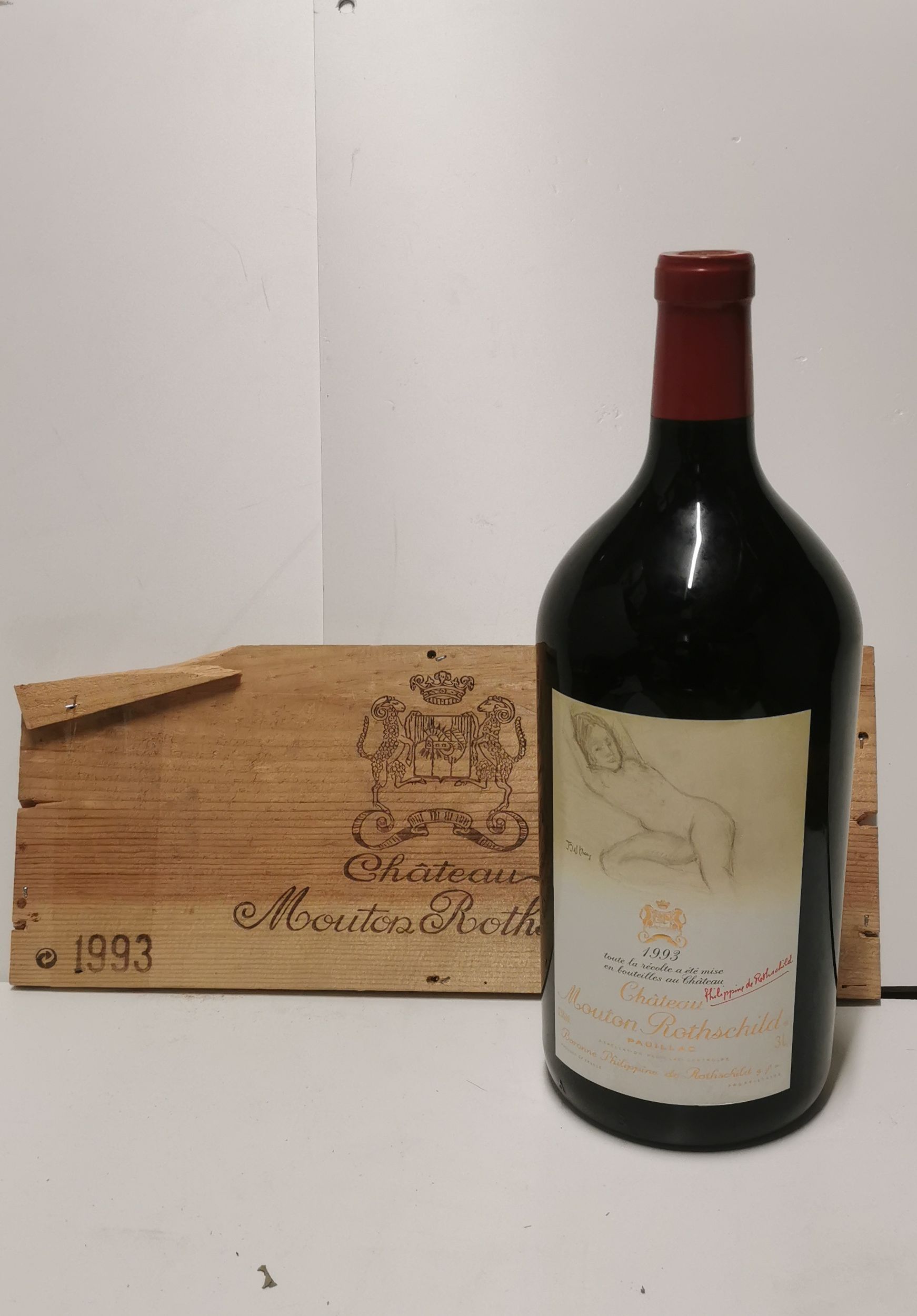 6 bouteilles CHAMPAGNE :  | H&ocirc;tel Des Ventes de Monte-Carlo