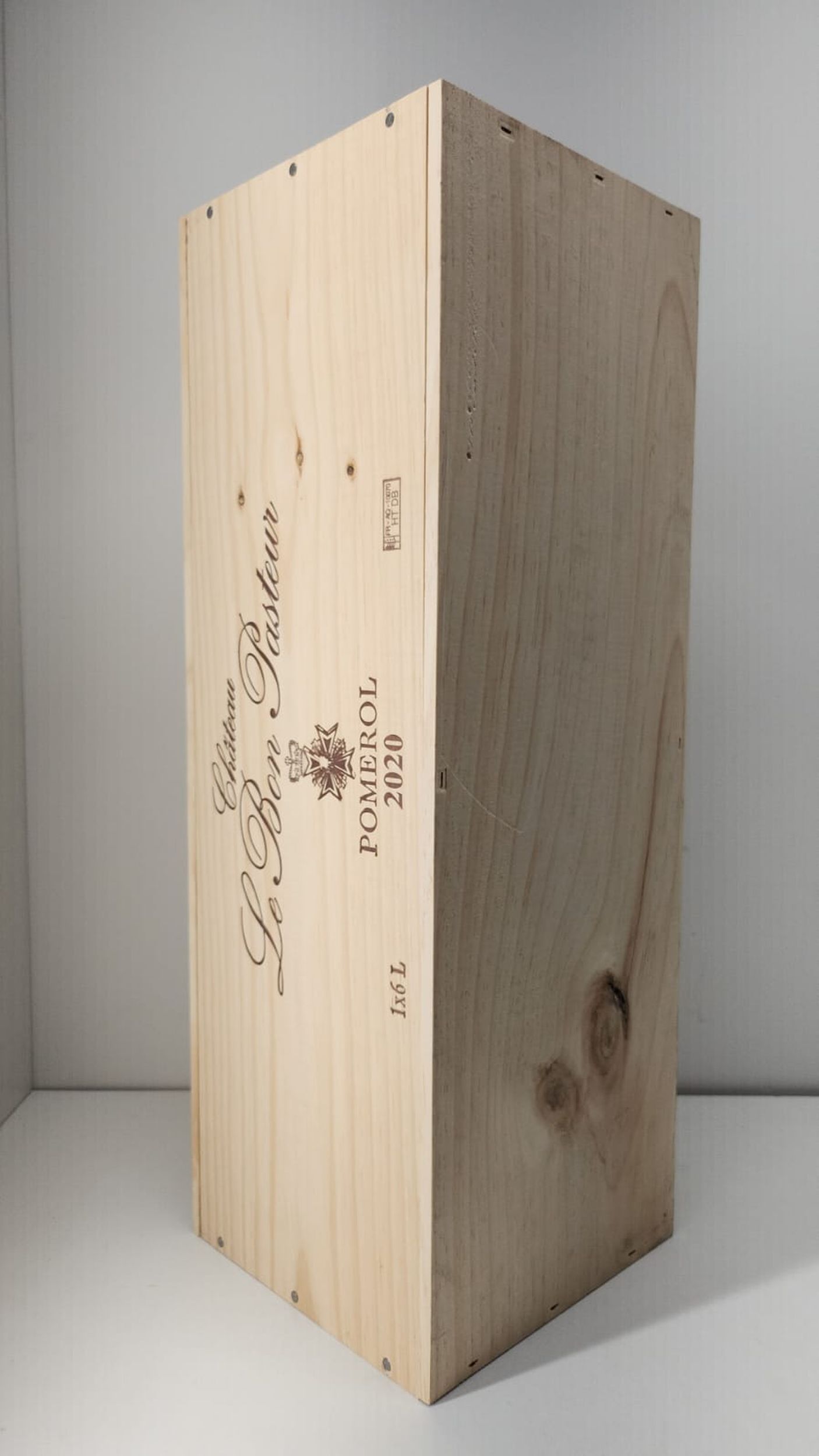 6 bouteilles CHAMPAGNE :  | H&ocirc;tel Des Ventes de Monte-Carlo