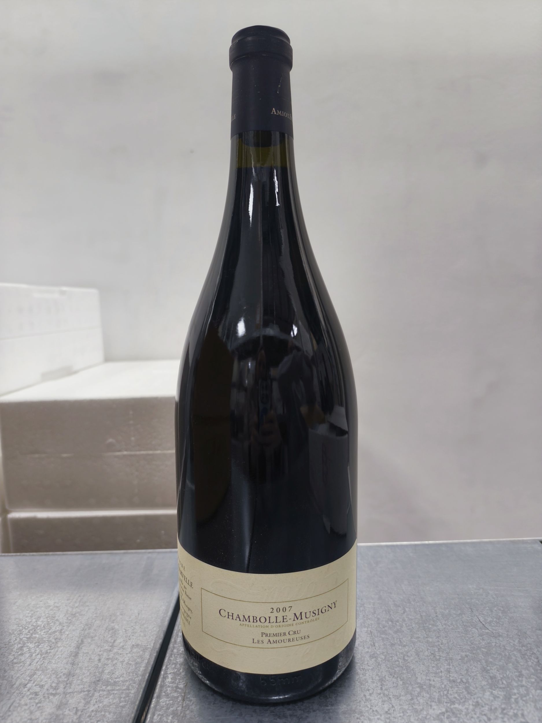 4 bouteilles BOURGOGNE:  | H&ocirc;tel Des Ventes de Monte-Carlo