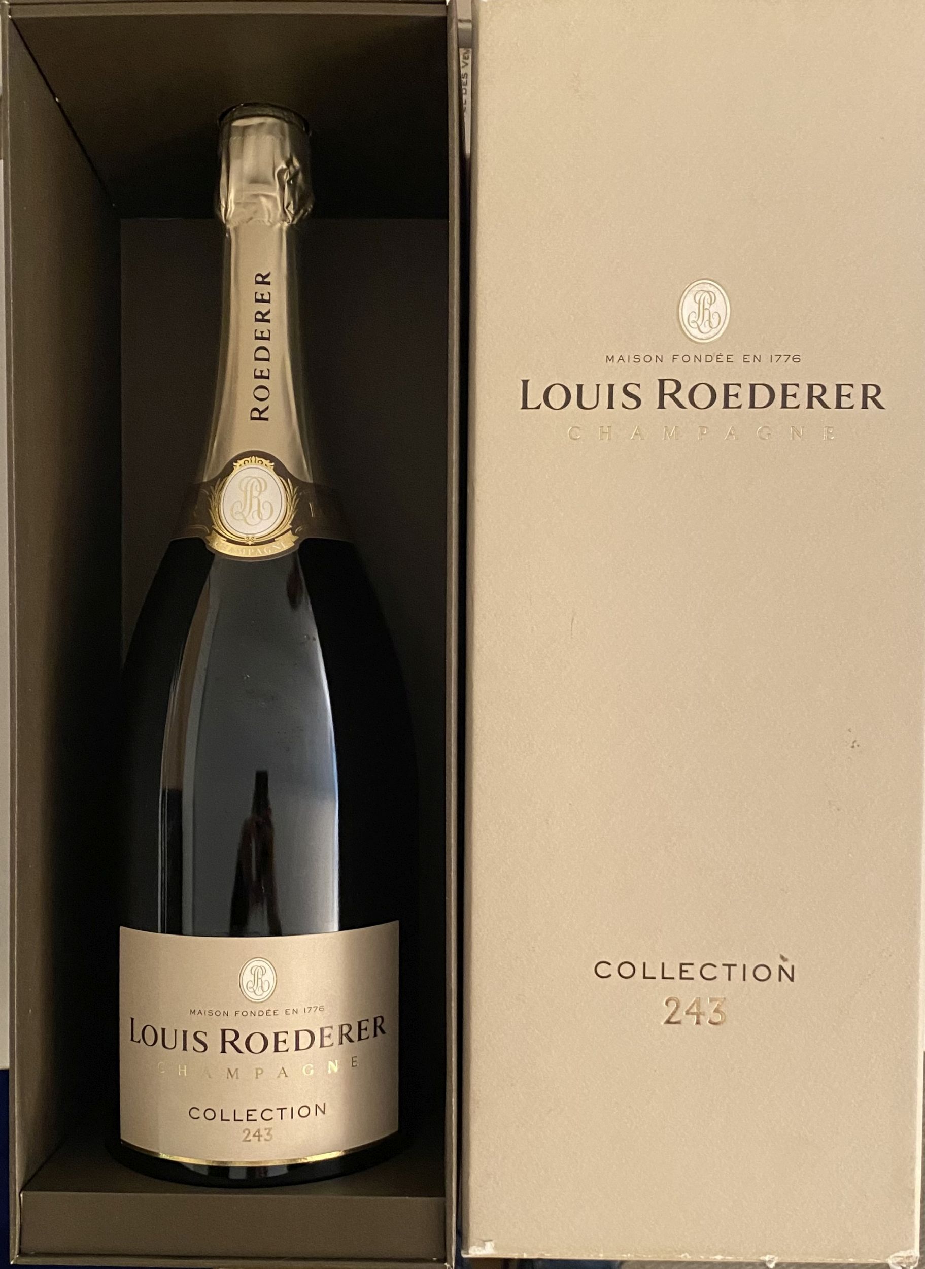 1 bouteille CHAMPAGNE :  | H&ocirc;tel Des Ventes de Monte-Carlo