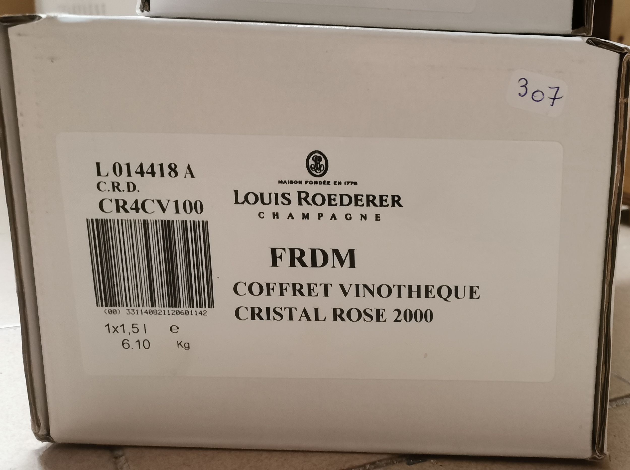 6 bouteilles CHAMPAGNE :  | H&ocirc;tel Des Ventes de Monte-Carlo