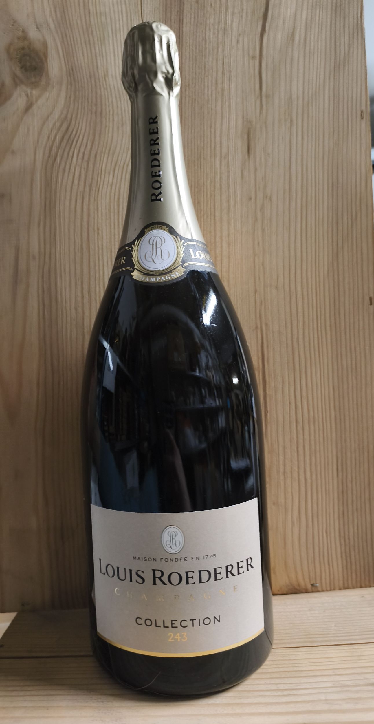 2 bouteilles BLANCS DIVERS :  | H&ocirc;tel Des Ventes de Monte-Carlo