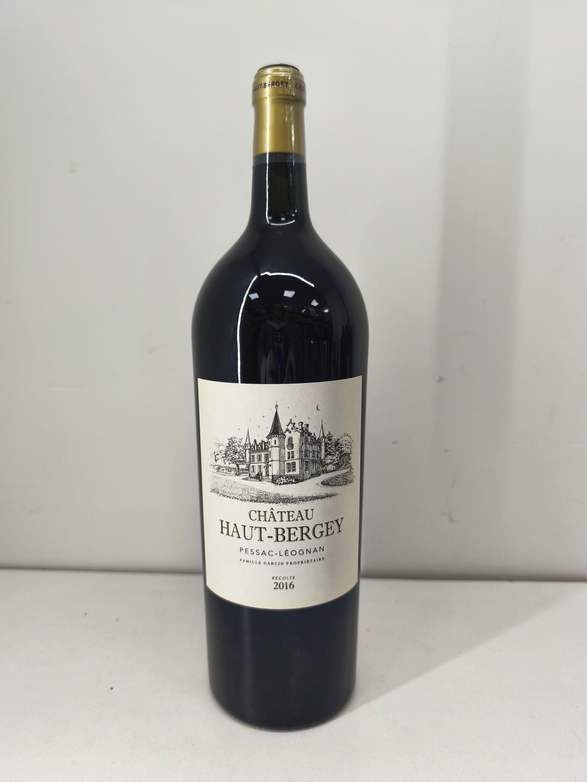 1  bouteille  PETRUS,:  | H&ocirc;tel Des Ventes de Monte-Carlo